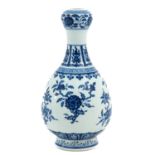 A Blue and White Gourd Vase