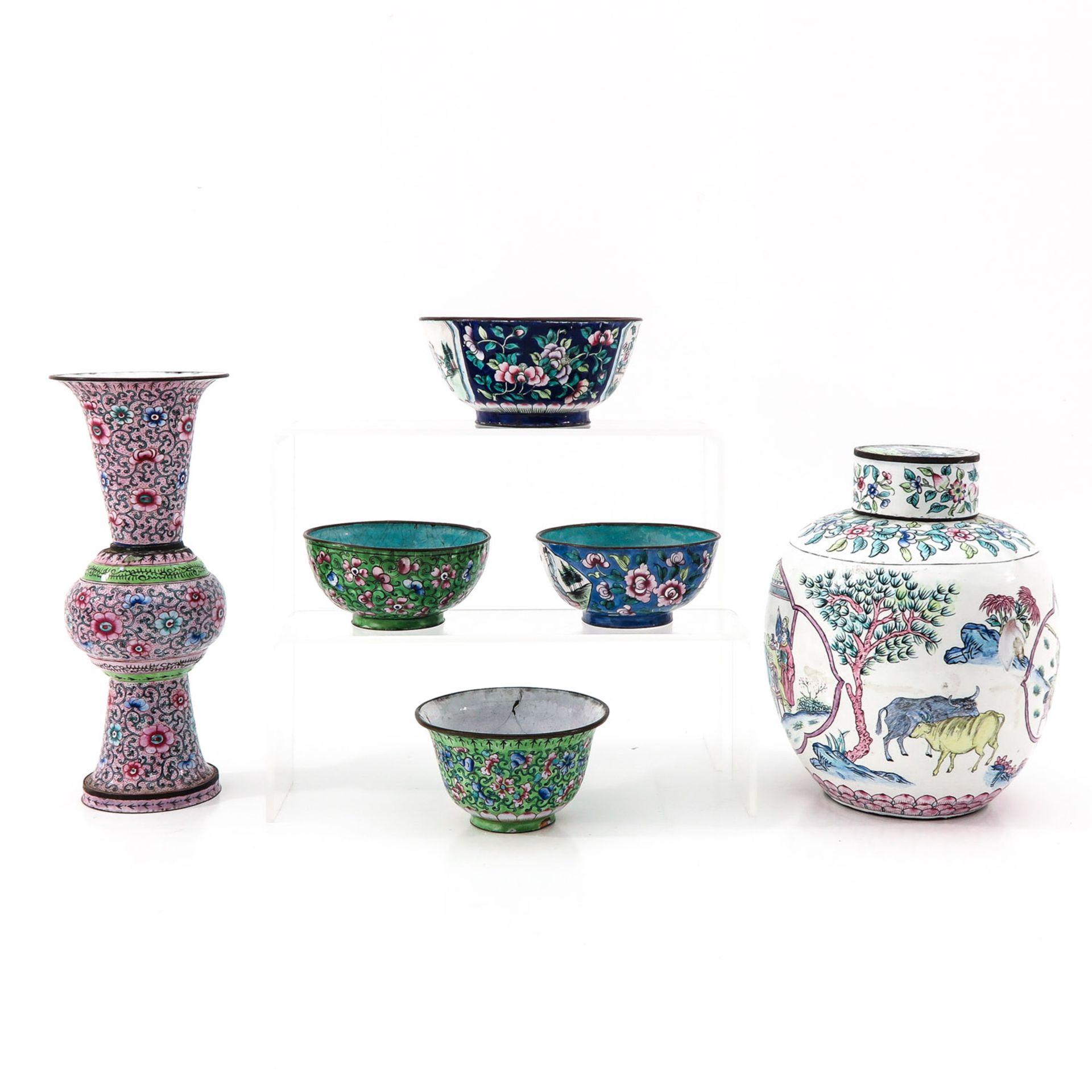 A Collection of Chinese Enamel - Image 2 of 10