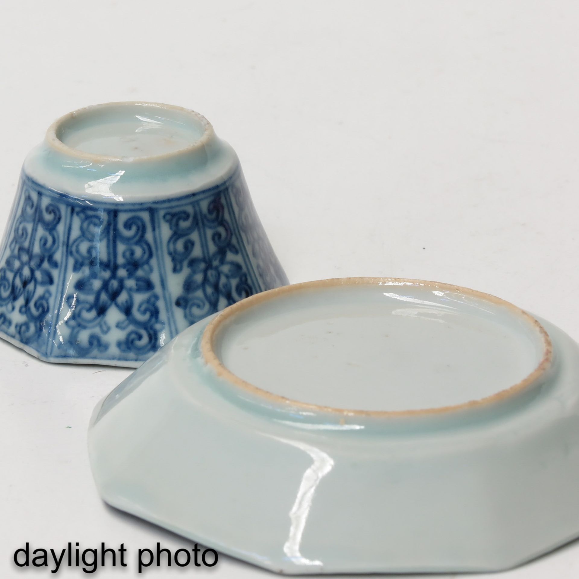 A Series of 6 Cups and 5 Saucers - Bild 10 aus 10