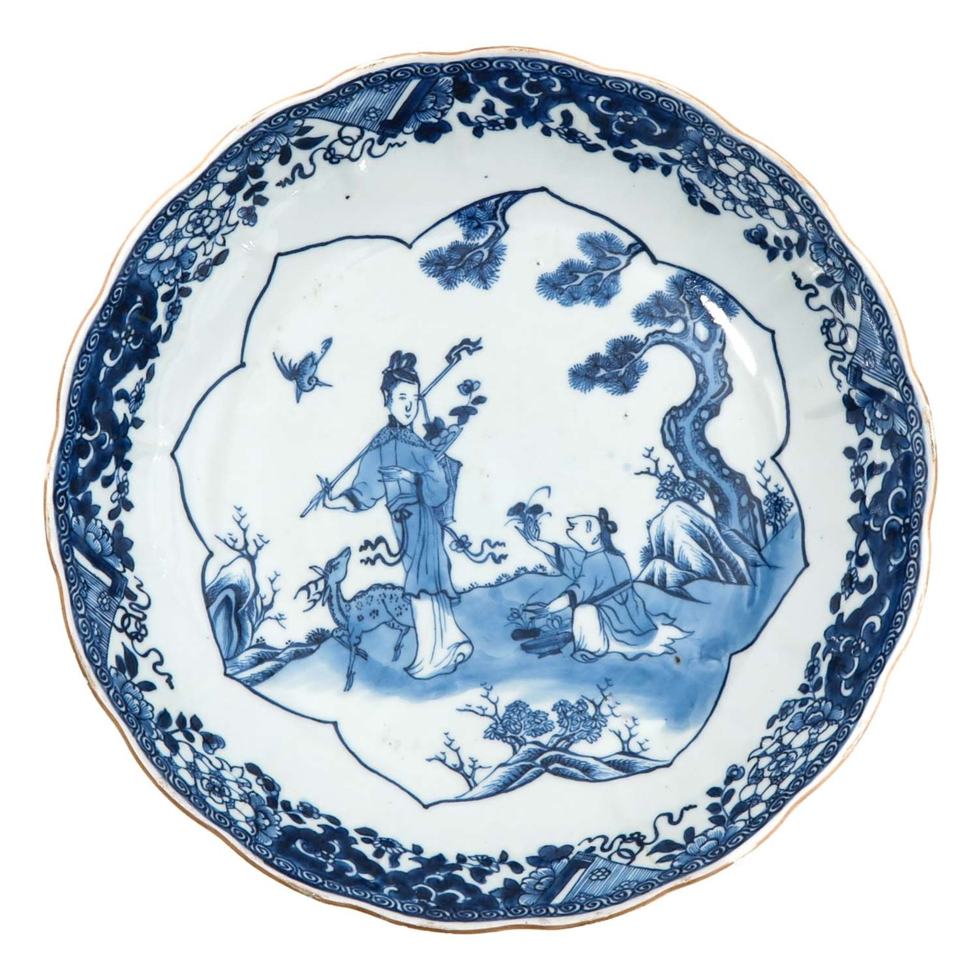 A Collection of 3 Blue and White Plates - Image 3 of 10