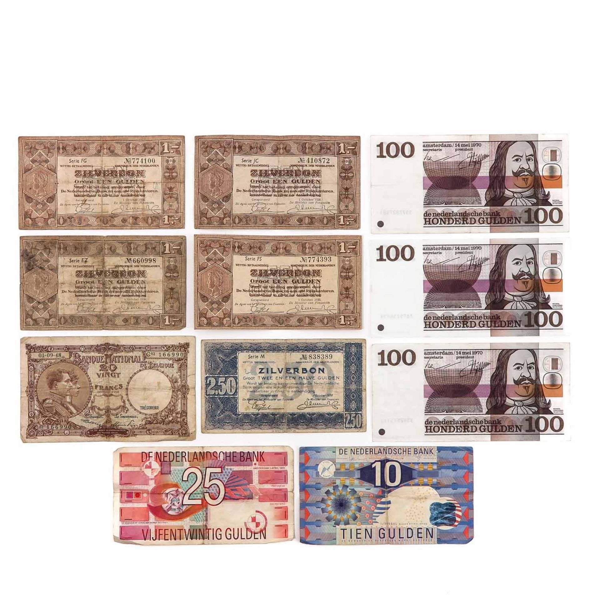 A Collection of Bank Notes - Bild 3 aus 8