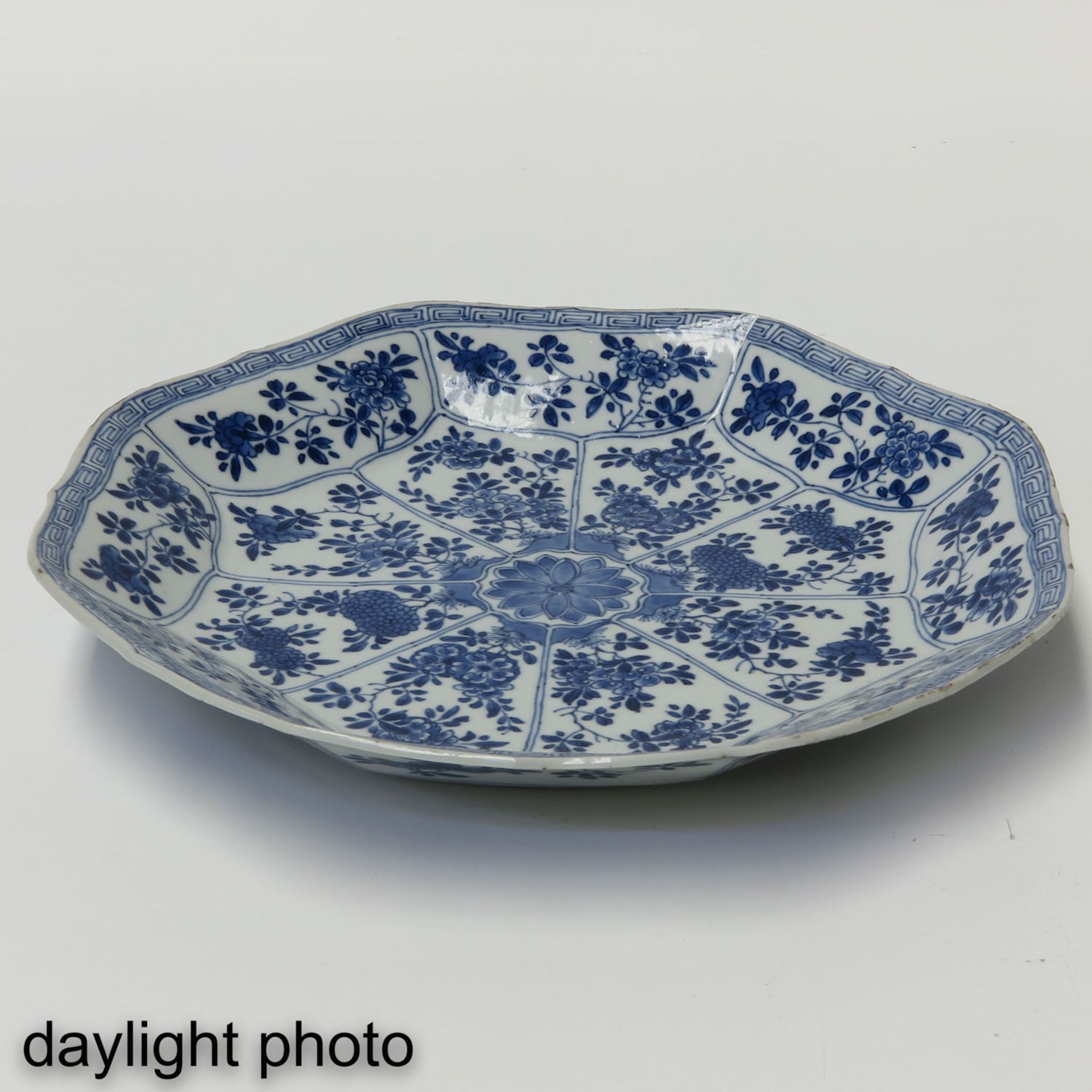 A Blue and White Plate - Image 3 of 6