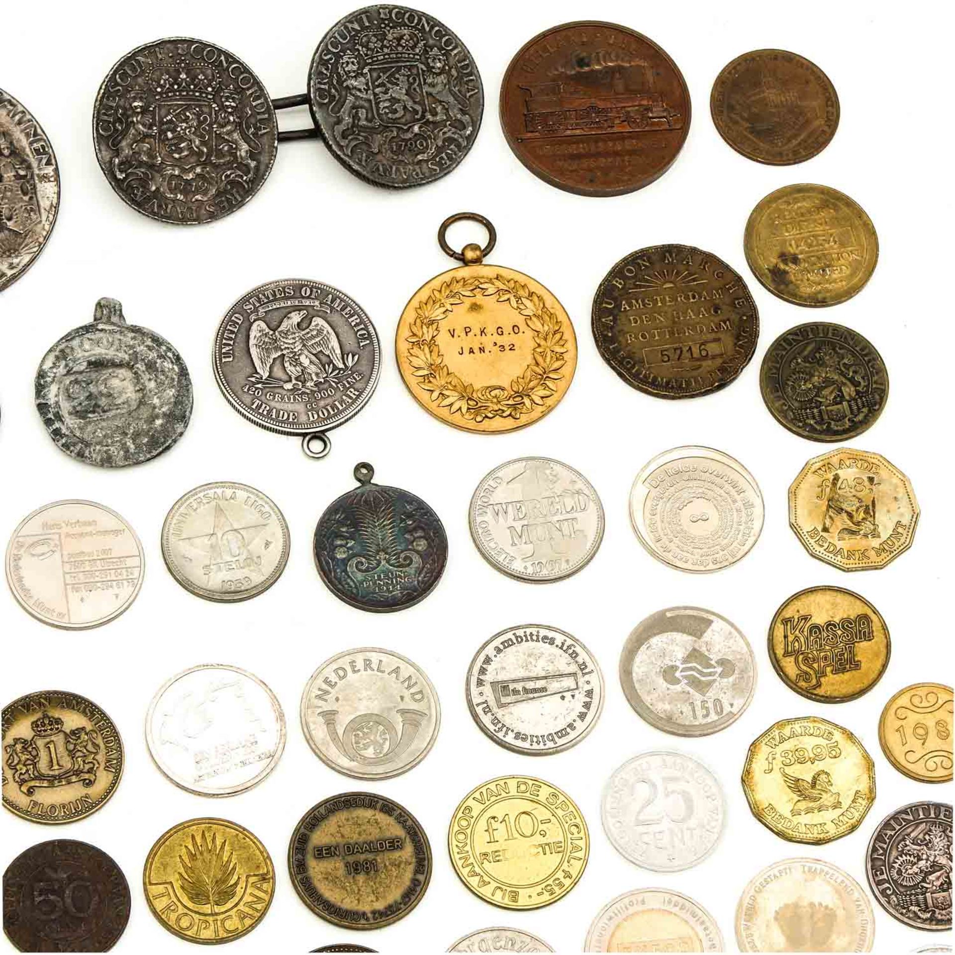 A Collection of Tokens and Medalions - Bild 4 aus 10