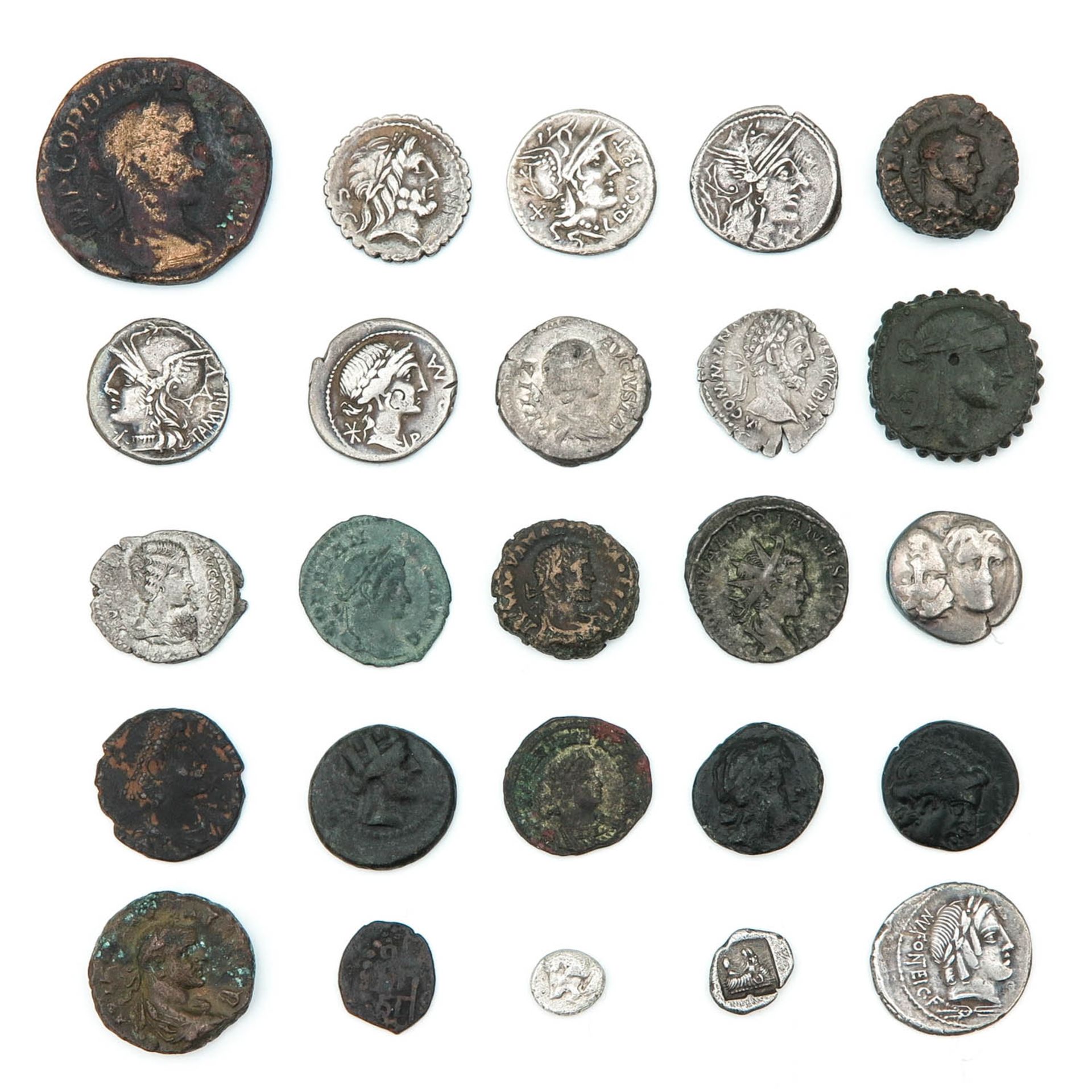 A Collection of 26 Coins - Bild 2 aus 10