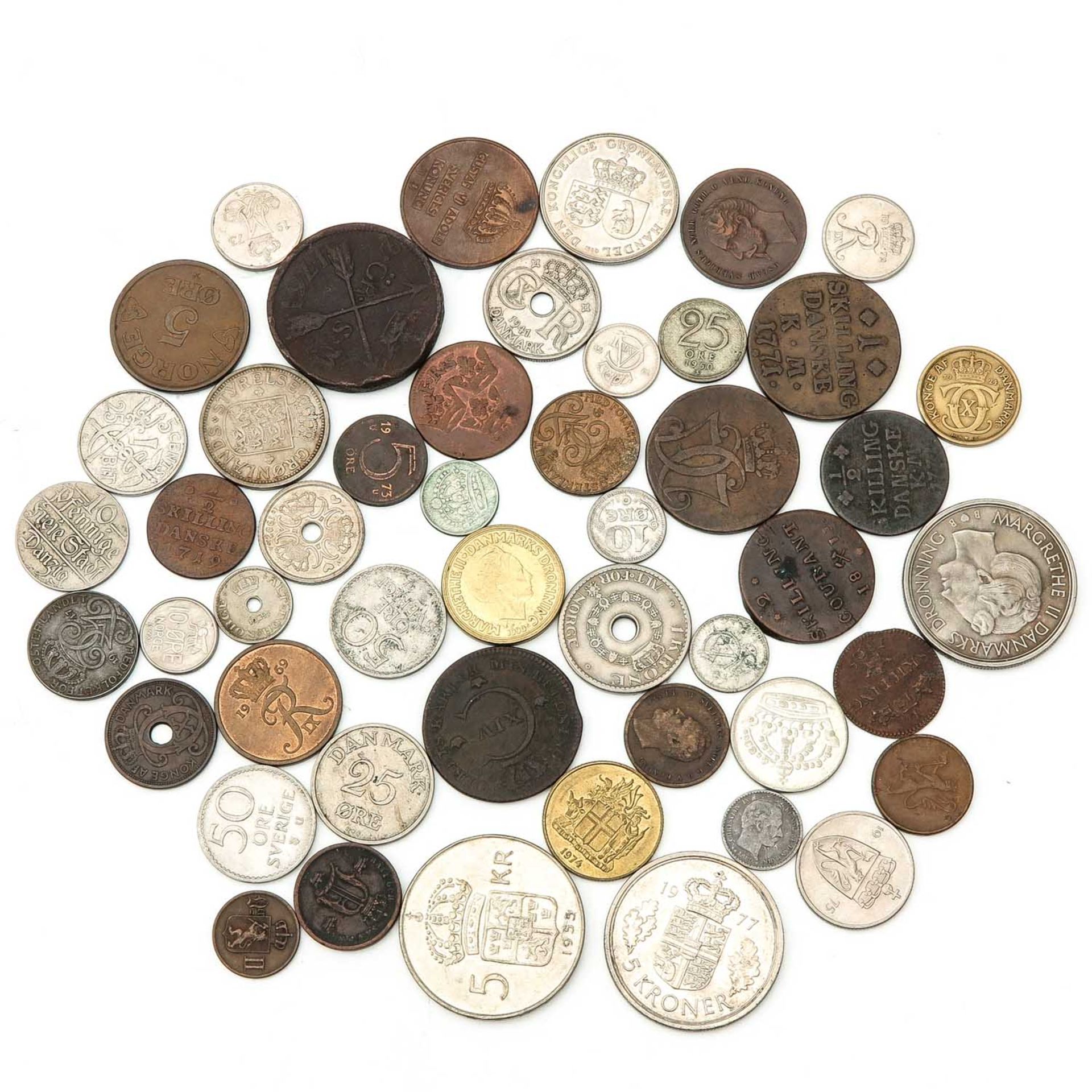 A Collection of Coins - Image 7 of 10