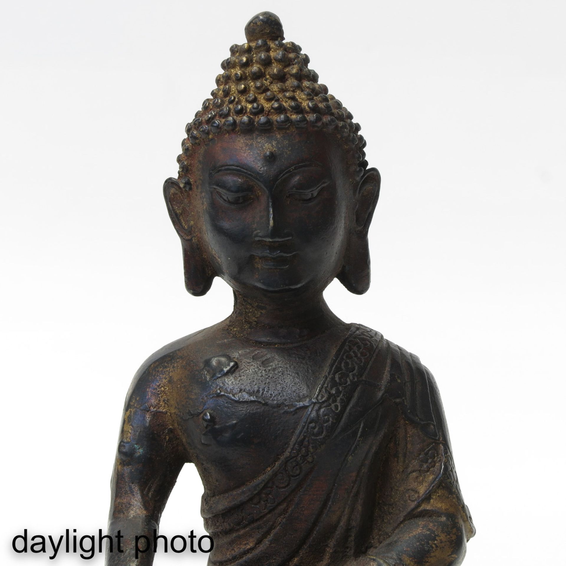 A Bronze Buddha Sculpture - Bild 9 aus 9