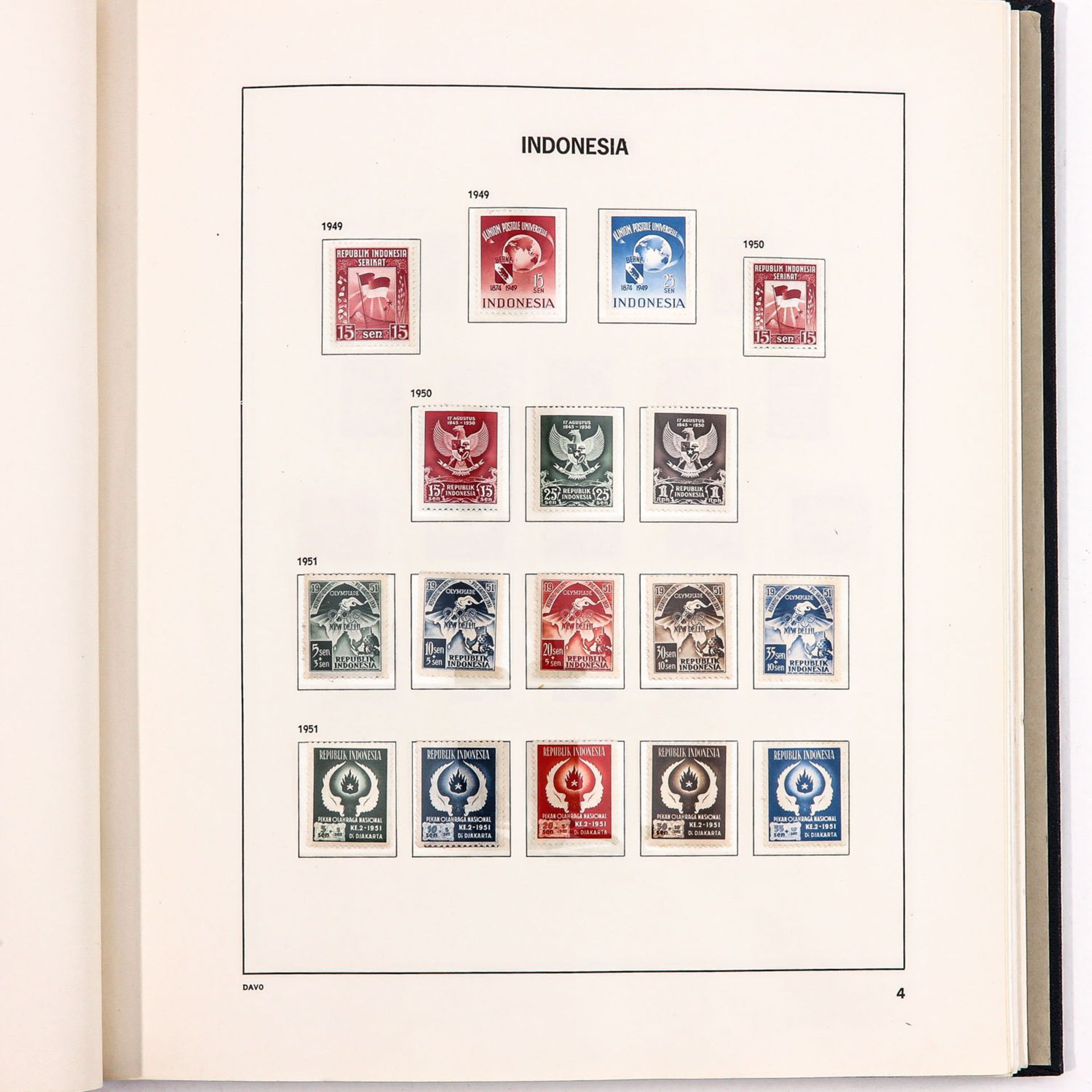 A Collection of Postage Stamps - Image 6 of 10