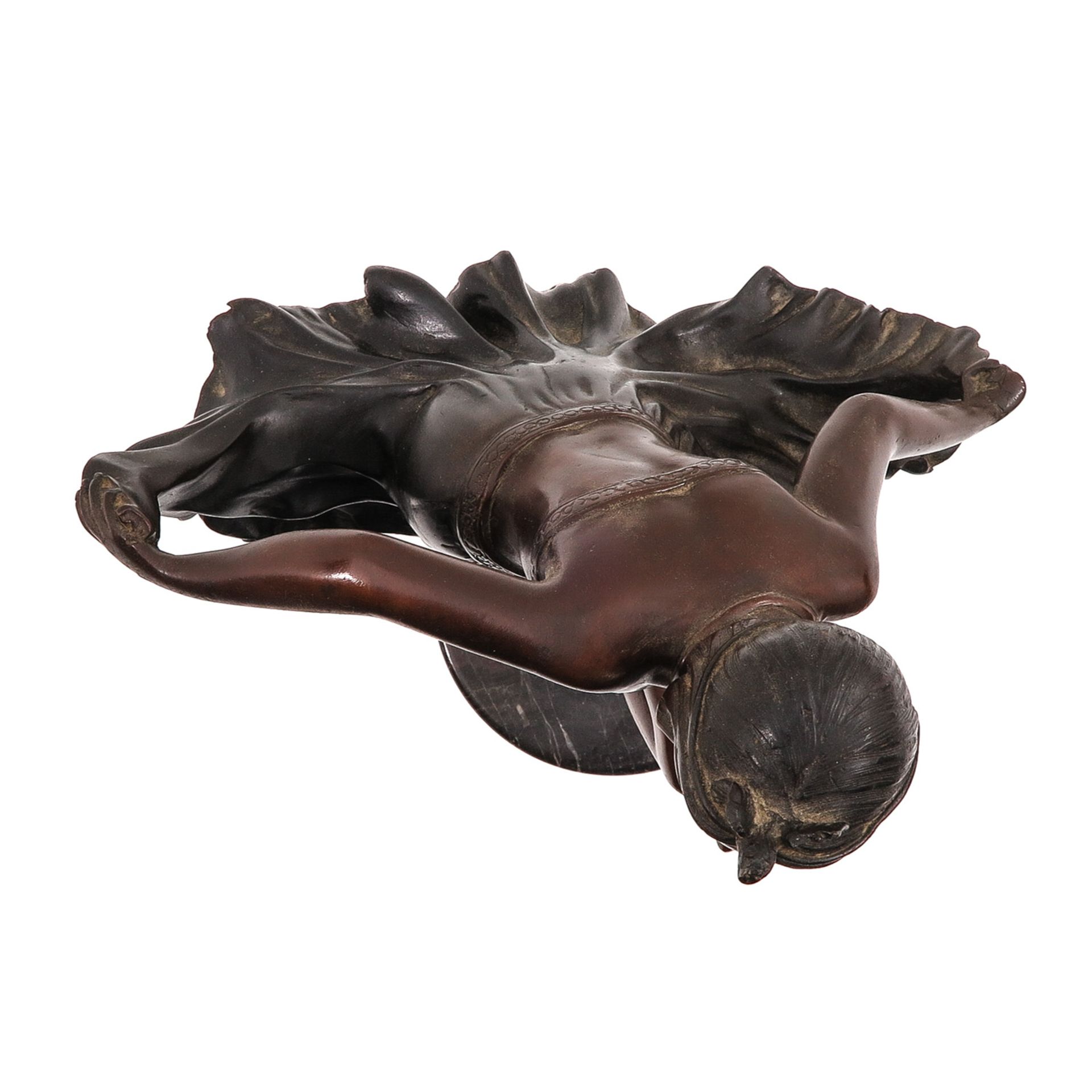 A Bronze Sculpture Circa 1920 - Bild 5 aus 8