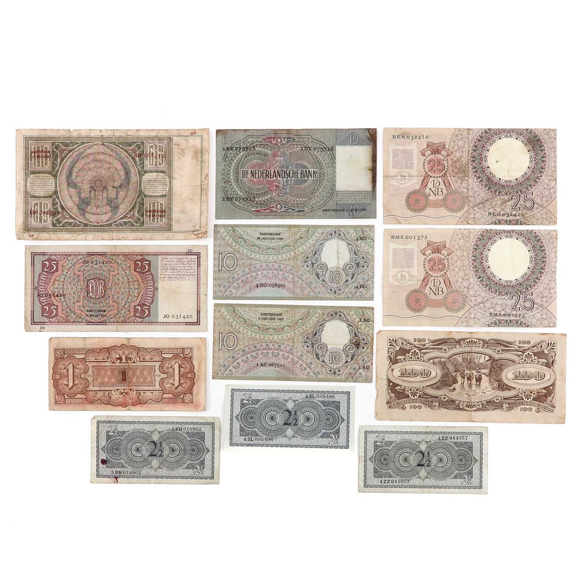 A Collection of Bank Notes - Bild 6 aus 8