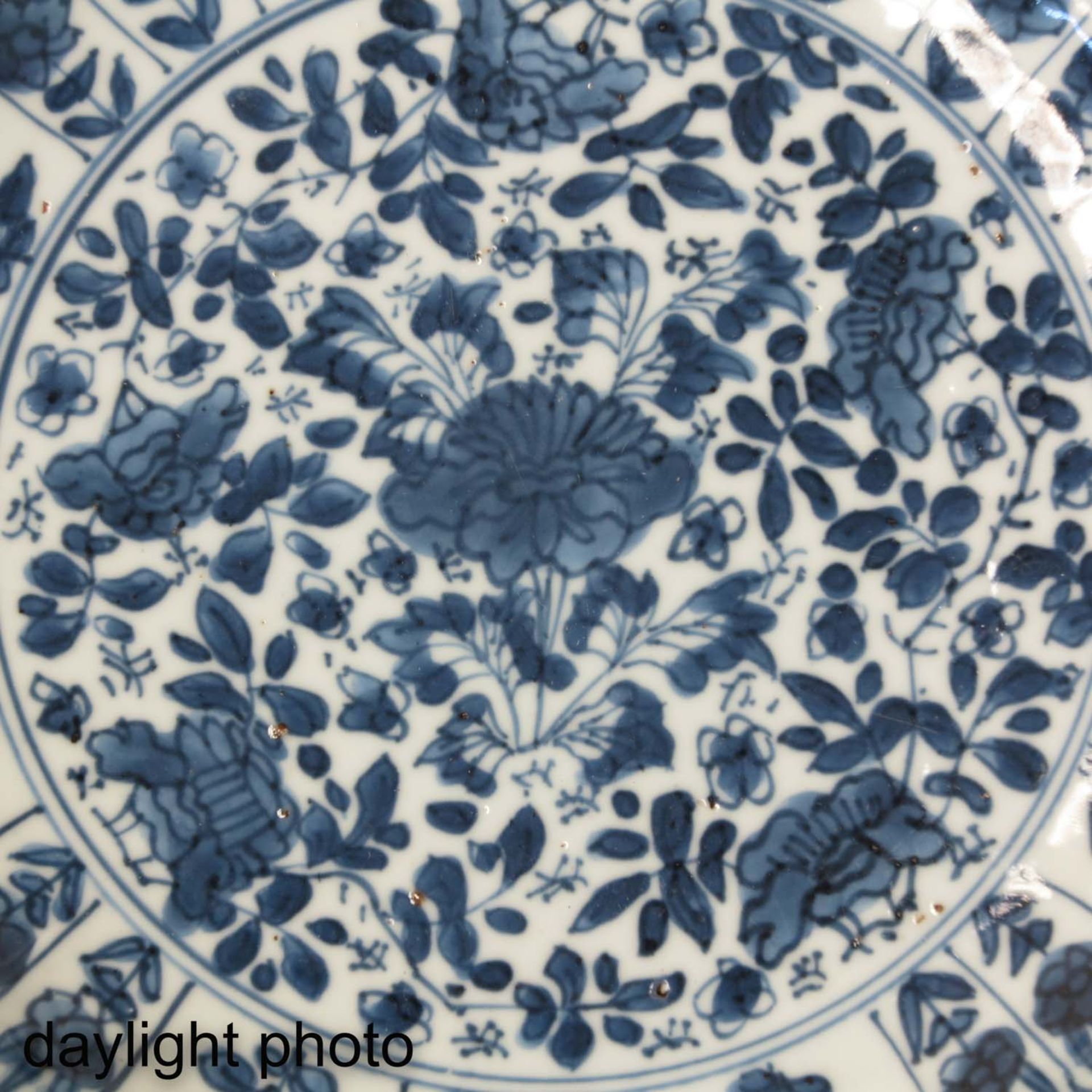 A Pair of Blue and White Plates - Bild 10 aus 10