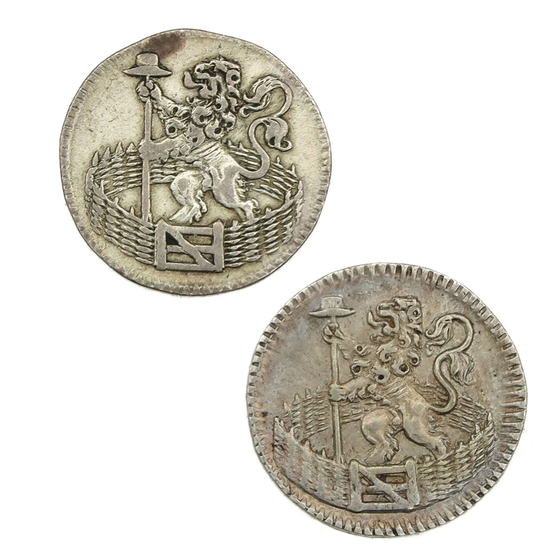 A Collection of 6 Coins - Image 4 of 8