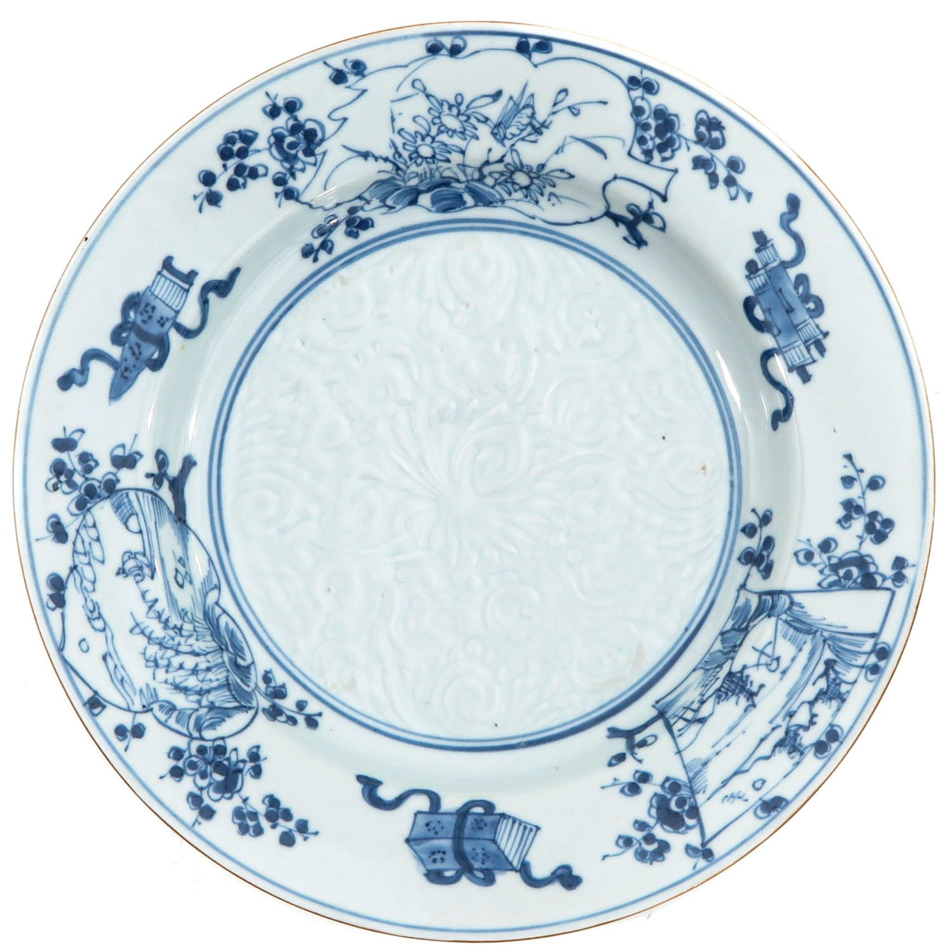 A Collection of 3 Blue and White Plates - Bild 5 aus 10