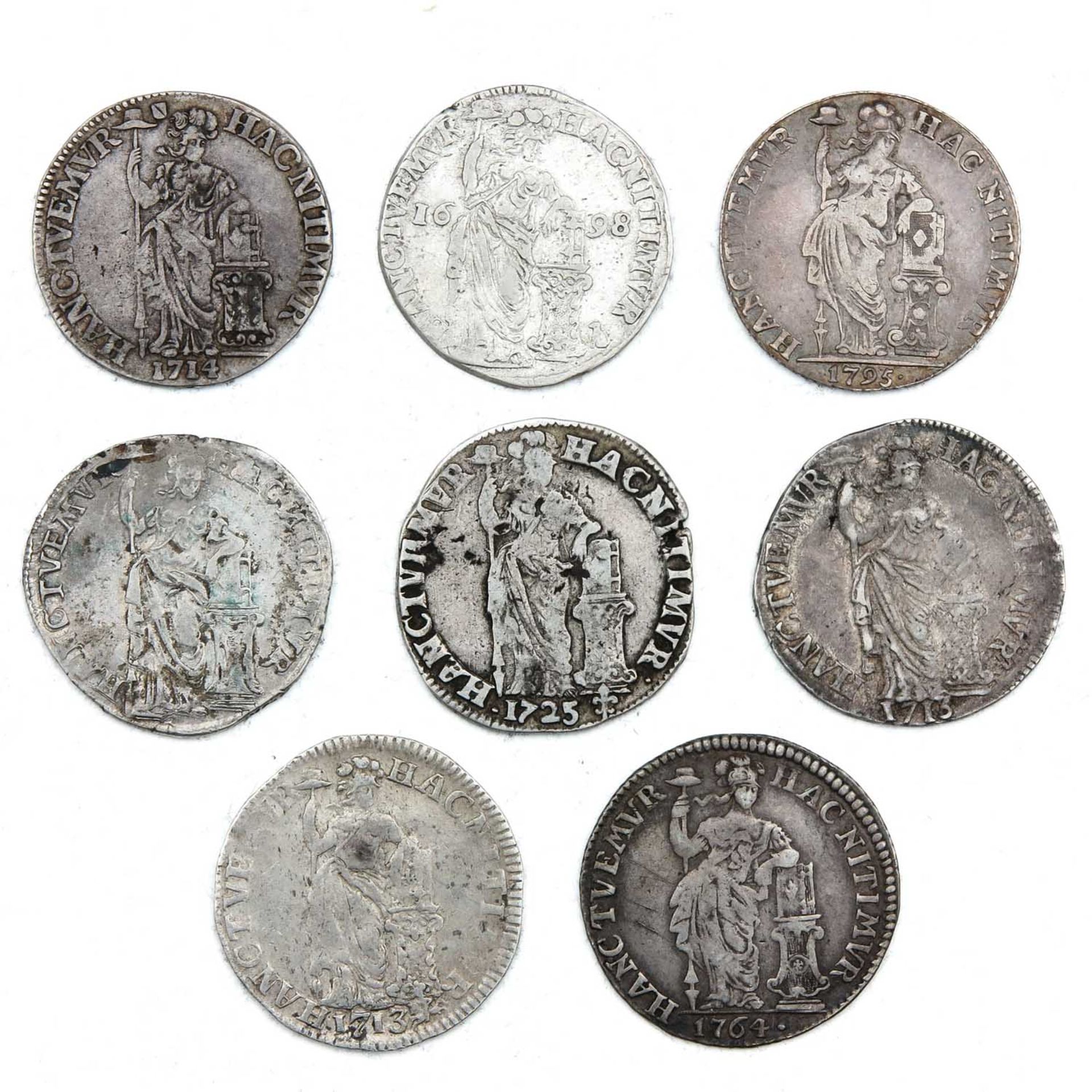 A Collection of over 30 Coins - Image 9 of 10