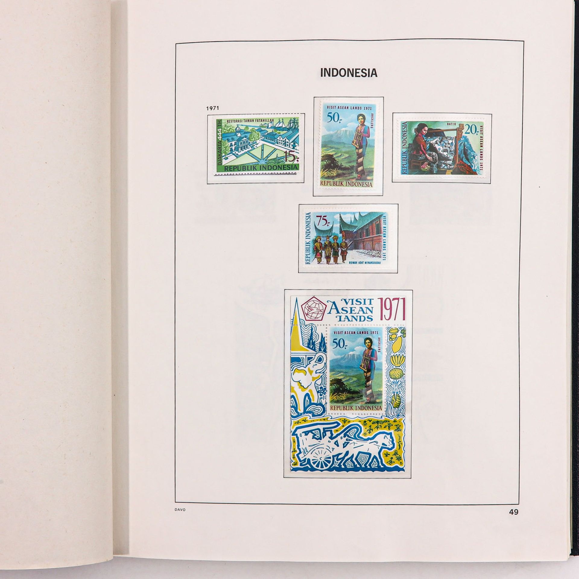 A Collection of Postage Stamps - Image 7 of 10