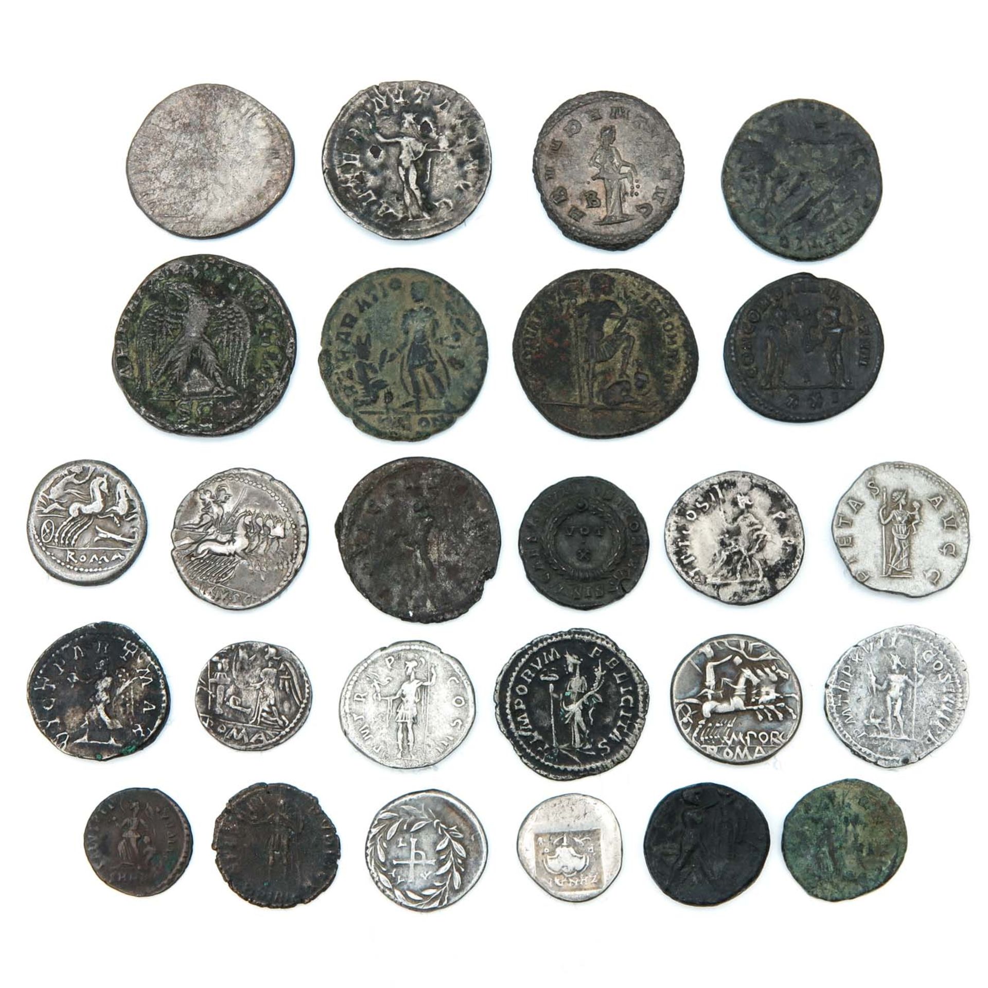 A Collection of 25 Coins - Bild 2 aus 10