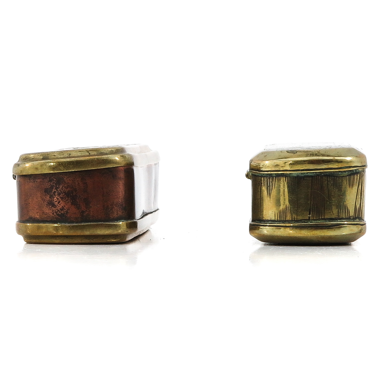 A Lot of 2 18th Century Copper Tobacco Boxes - Image 4 of 10