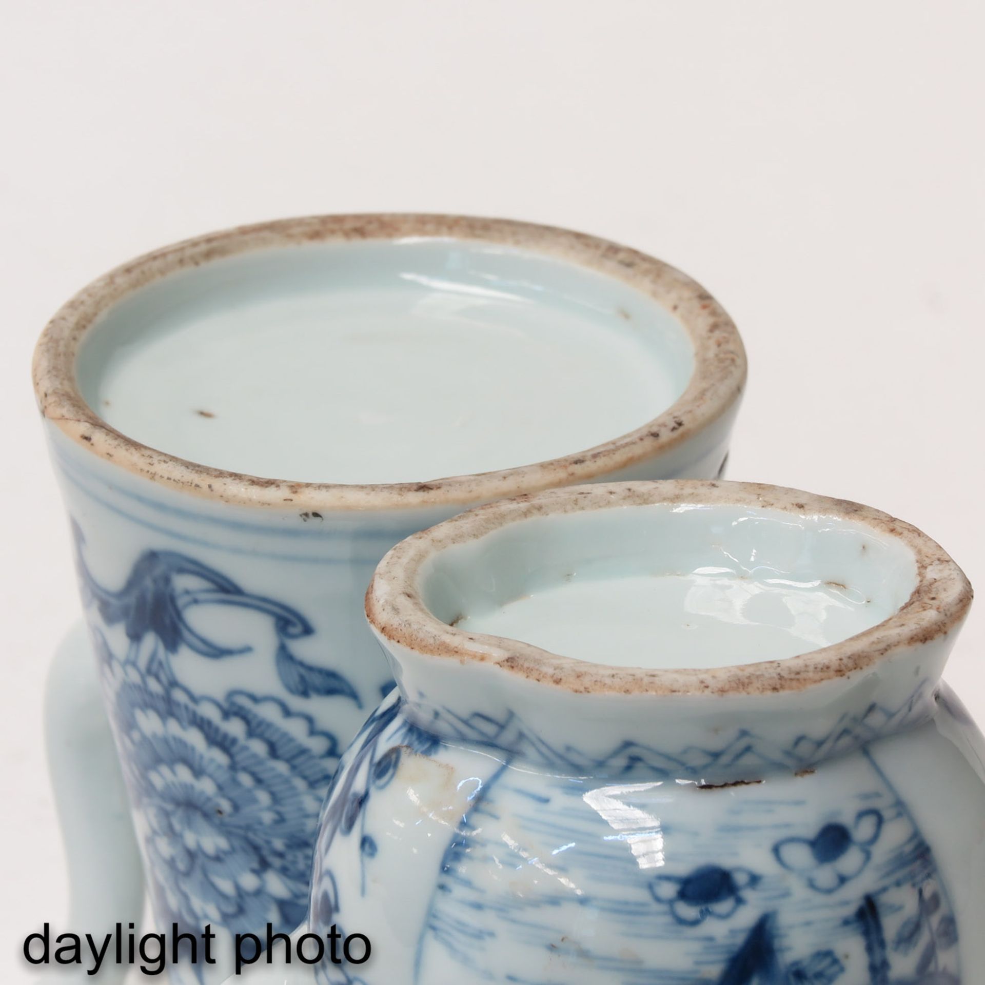 A Blue and White Small Pitcher and Chocolate Pot - Image 8 of 10