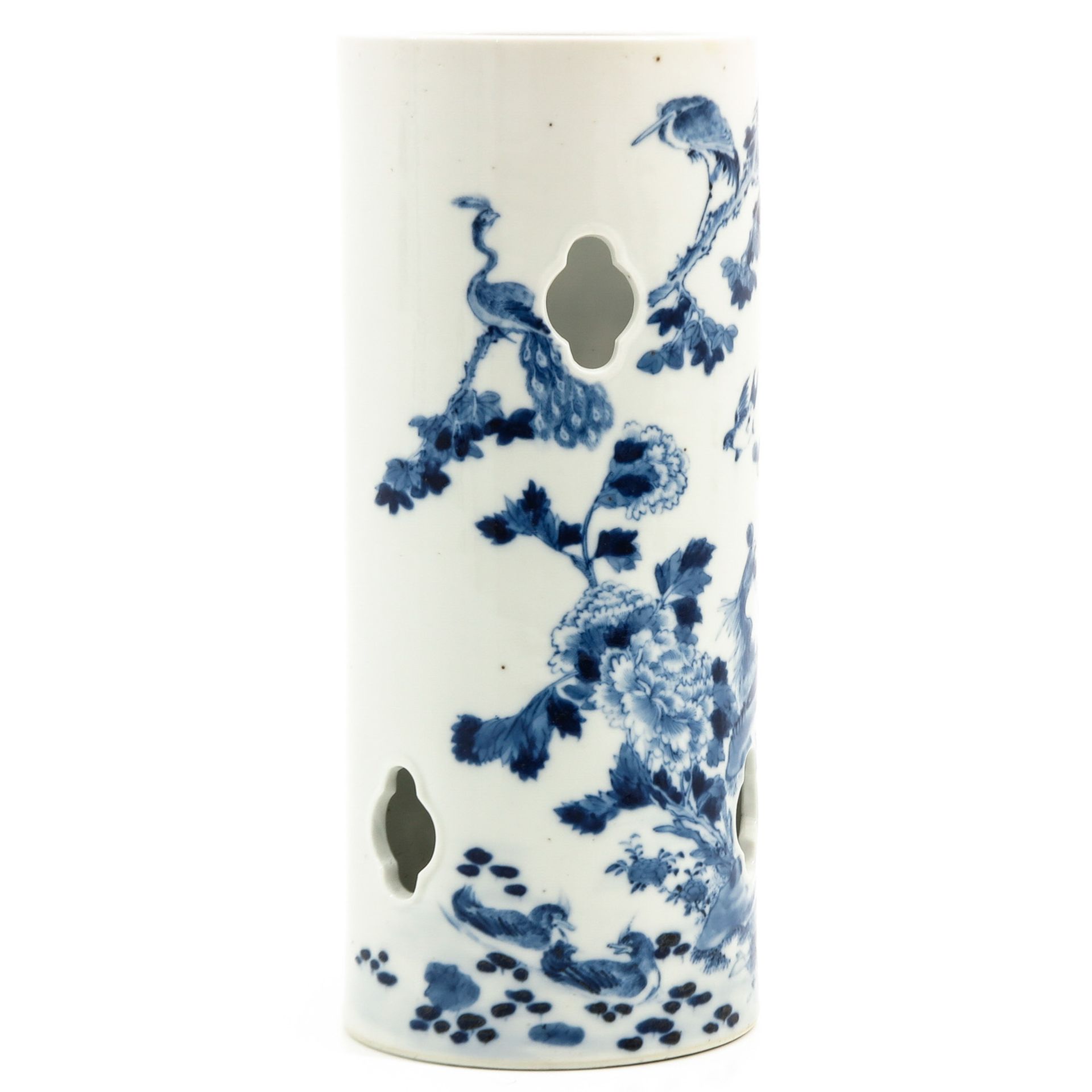 A Blue and White Hat Vase - Image 4 of 9