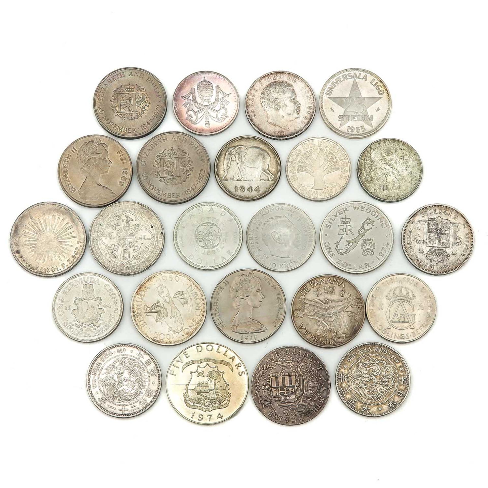 A Collection of Coins - Bild 2 aus 10