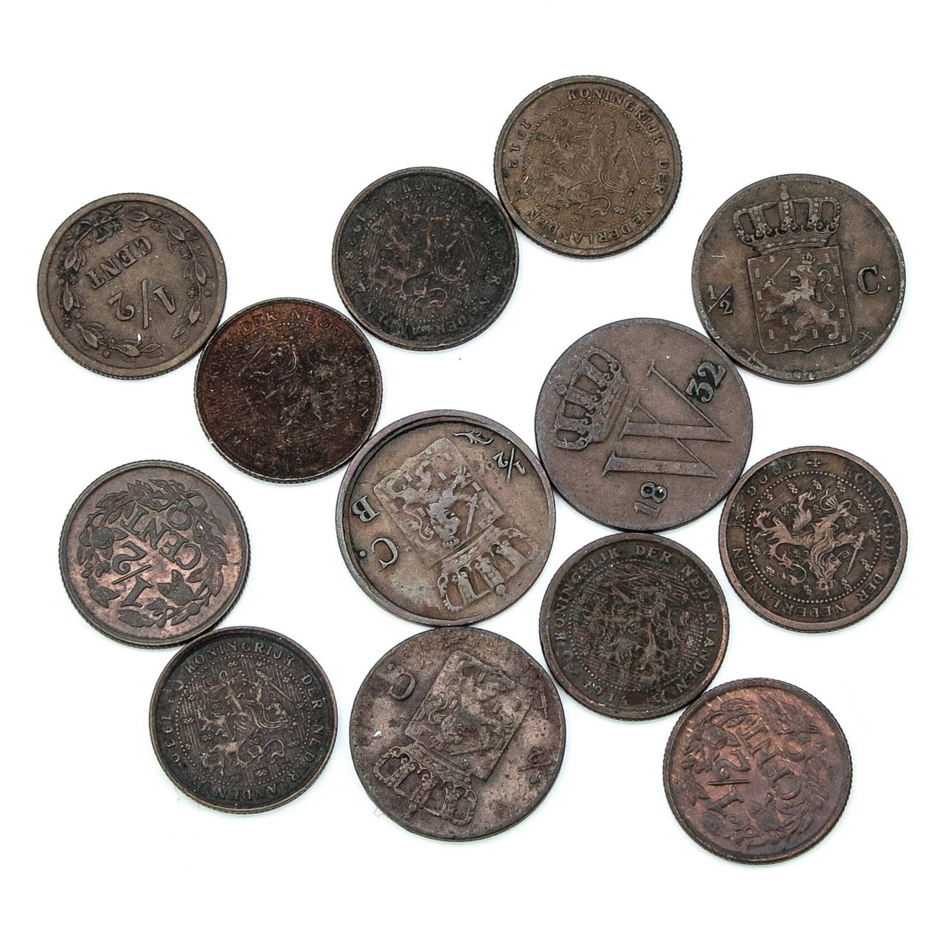 A Collection of over 130 Coins - Bild 8 aus 10