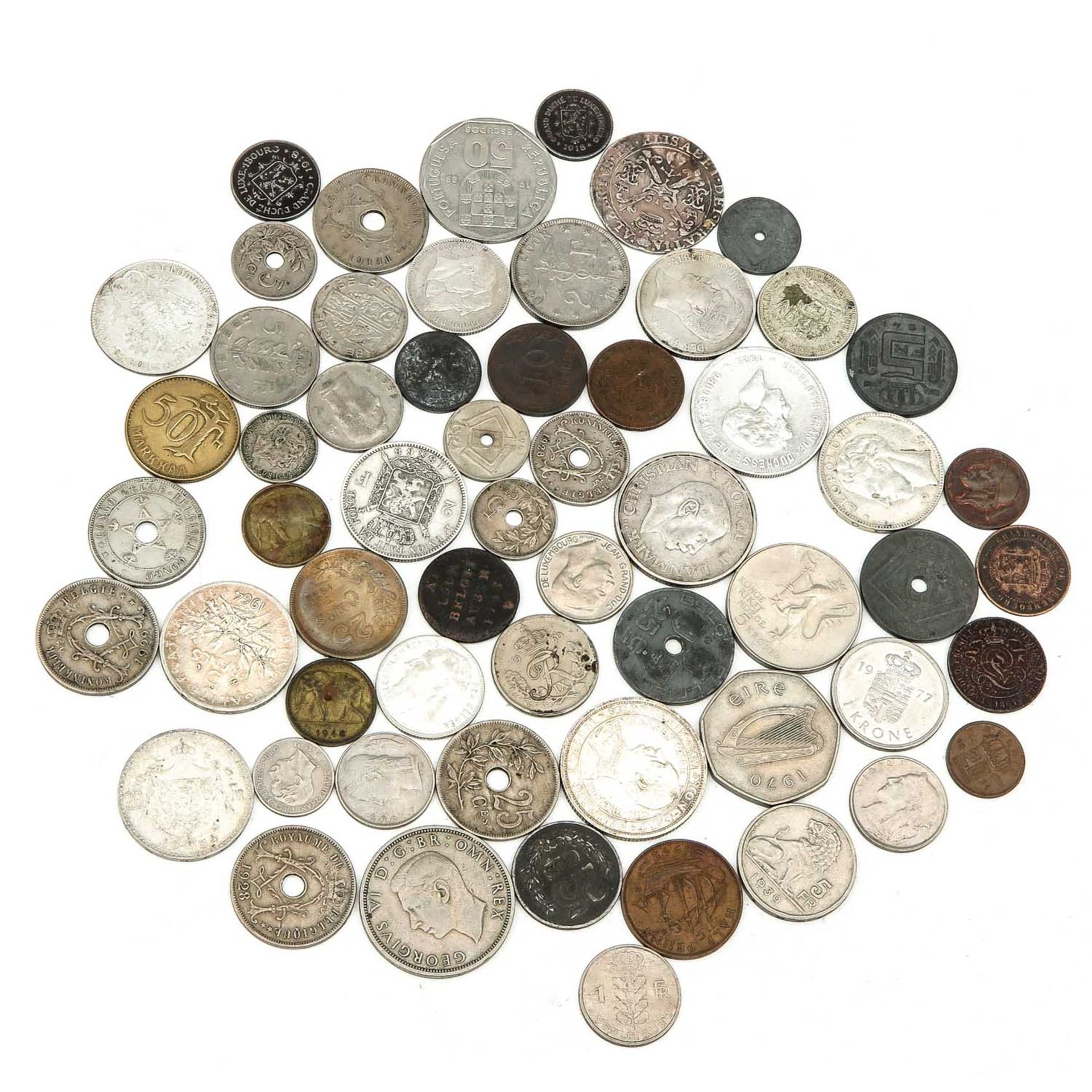 A Collection of Coins - Image 9 of 10