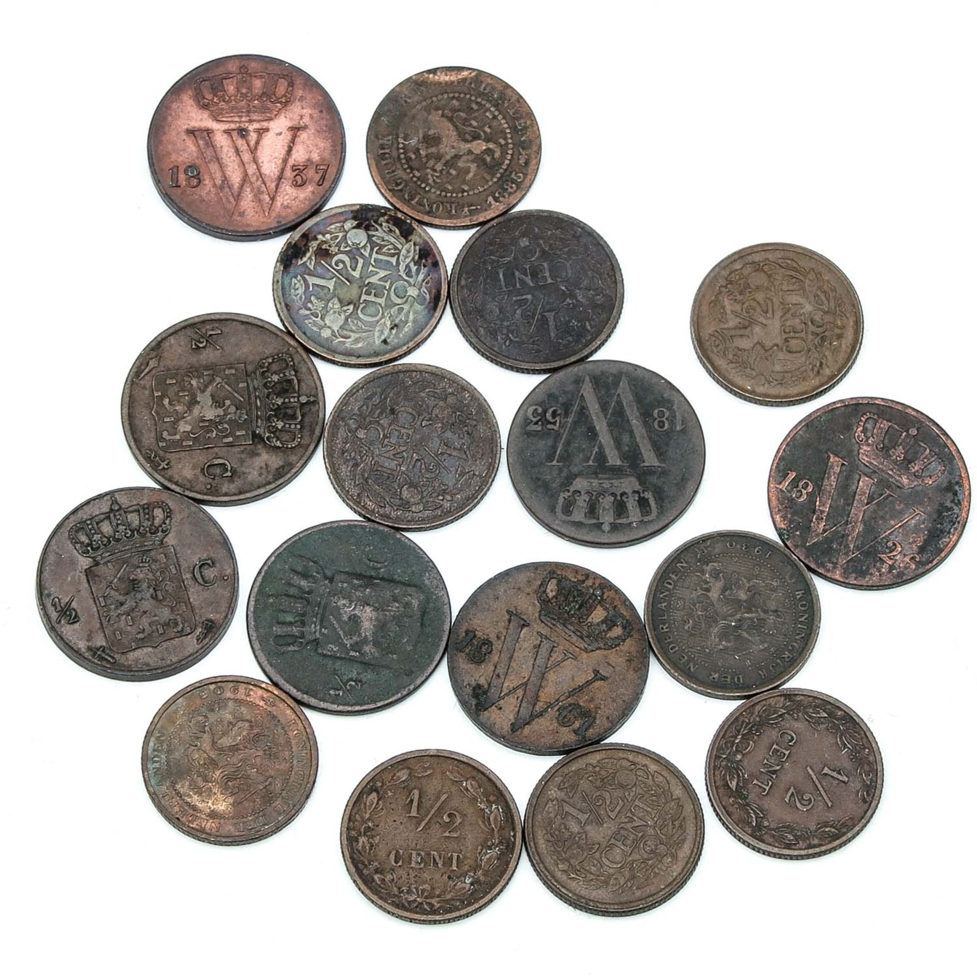 A Collection of over 130 Coins - Bild 4 aus 10