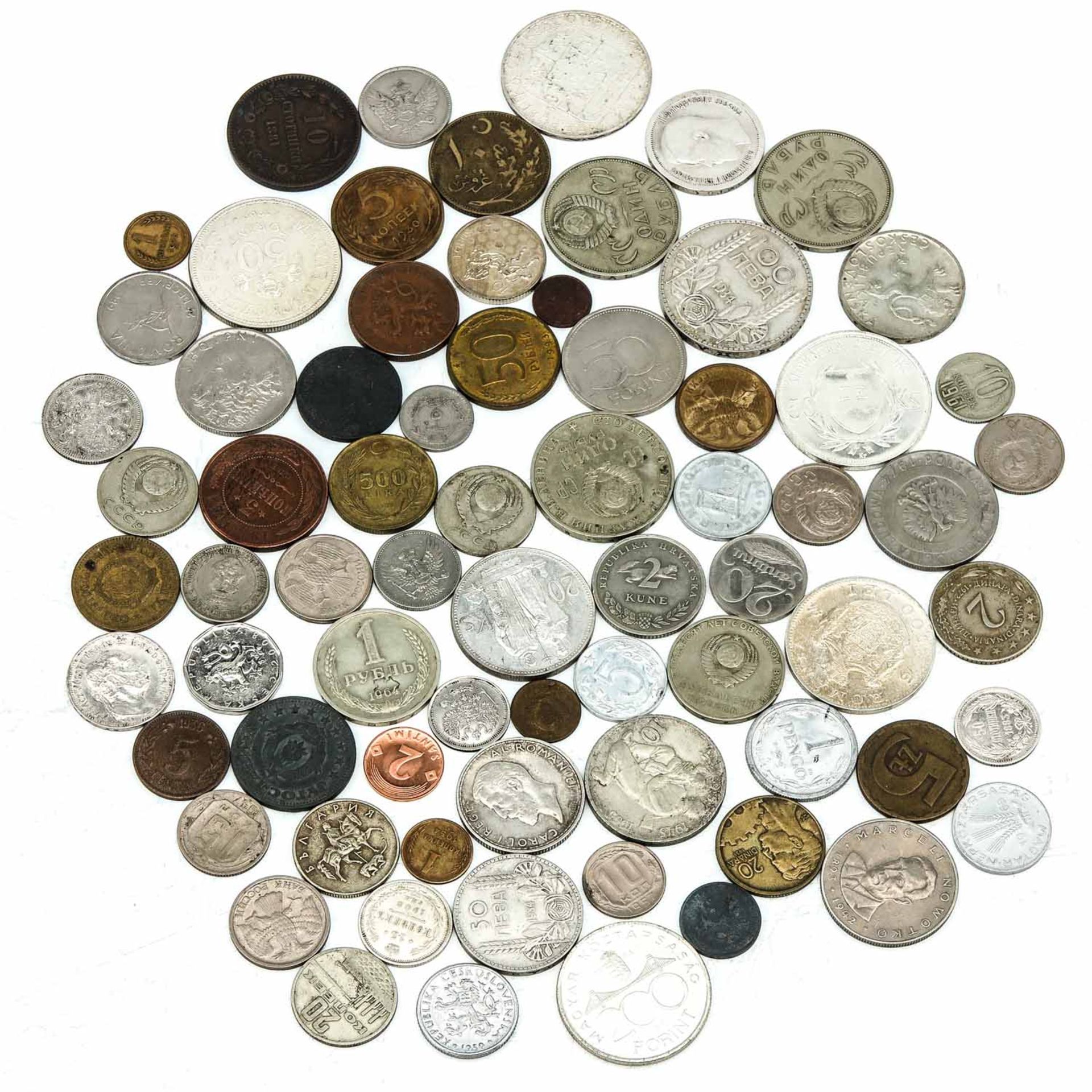 A Collection of Coins - Image 8 of 10