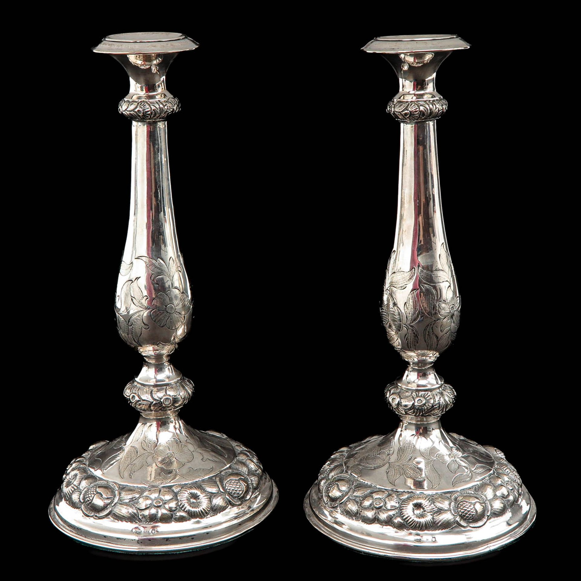 A Pair of Silver Candlesticks - Image 3 of 8