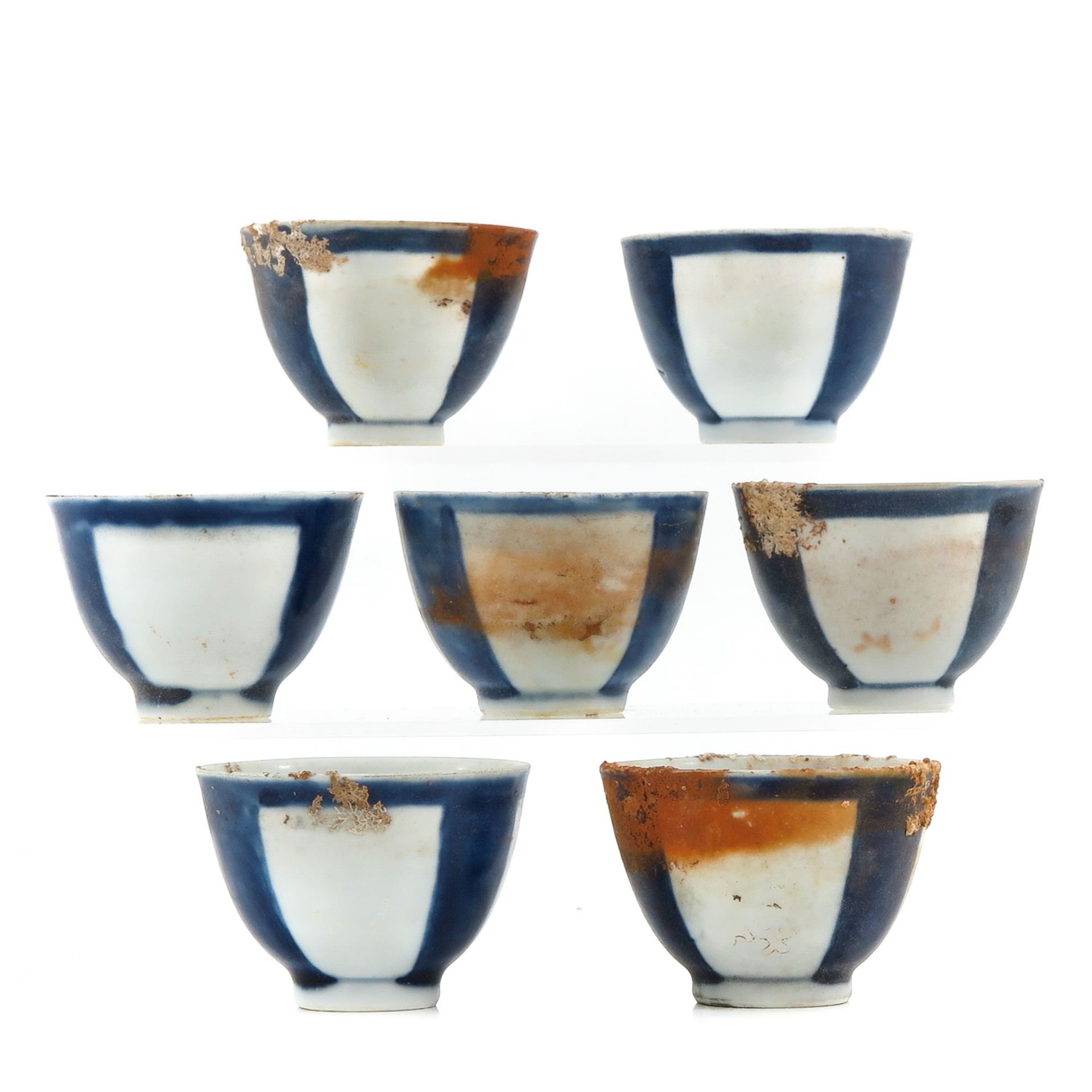 A Collection of 7 Ship Wreck Porcelain Cups - Image 3 of 9