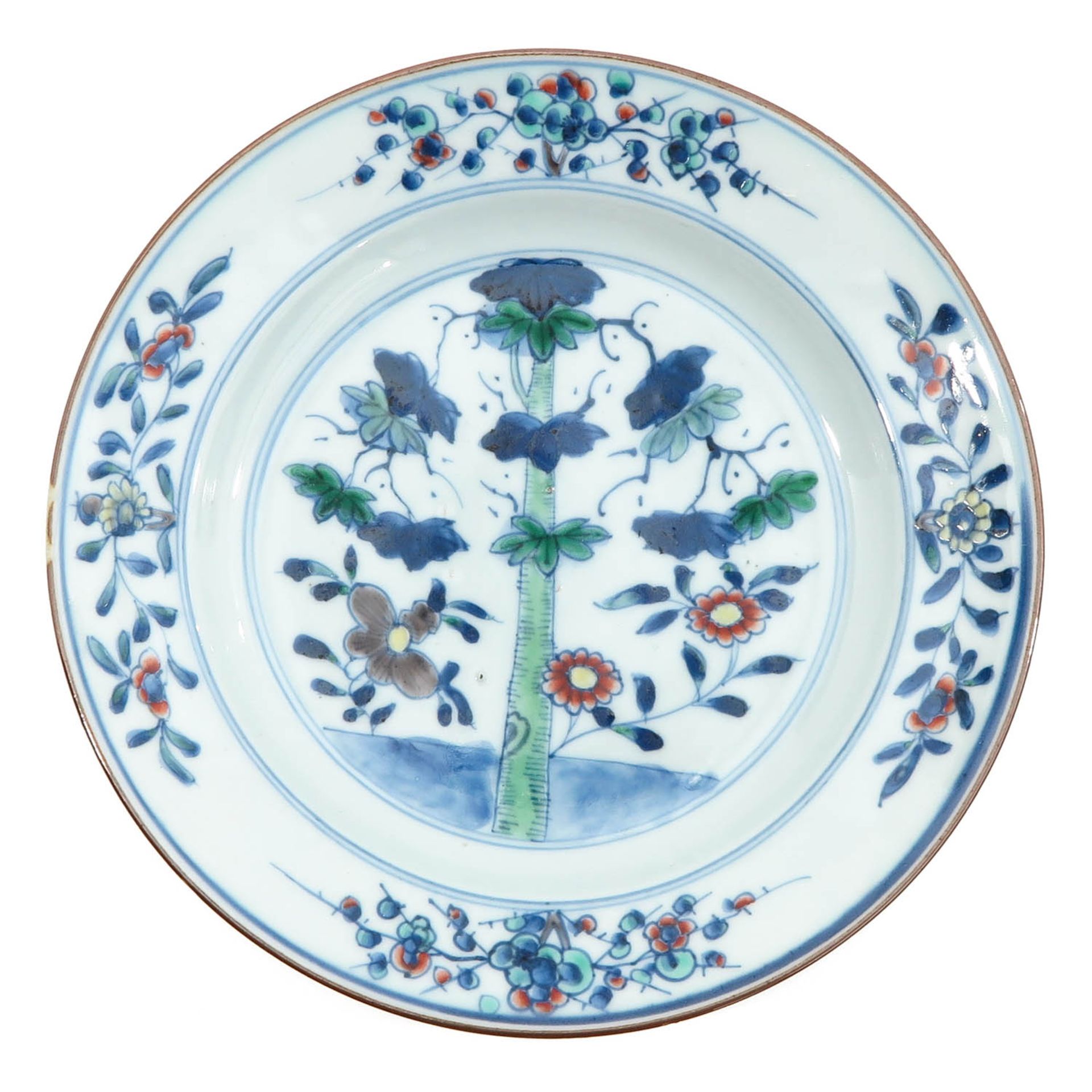 A Pair of Doucai Decor Plates - Image 3 of 9