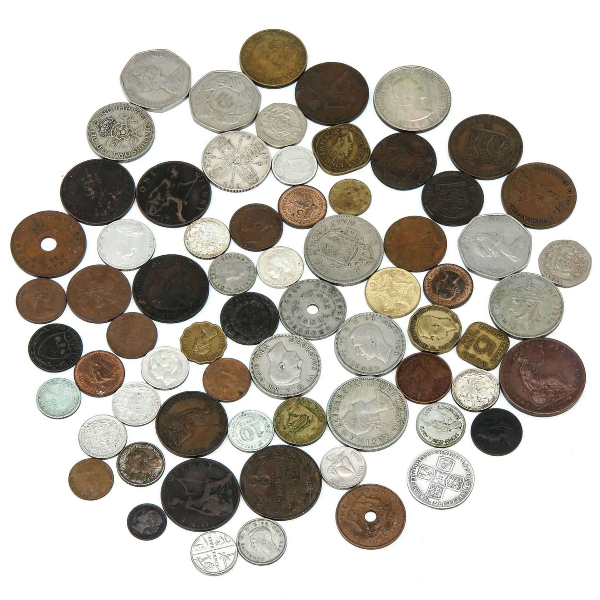 A Collection of Coins - Image 8 of 10