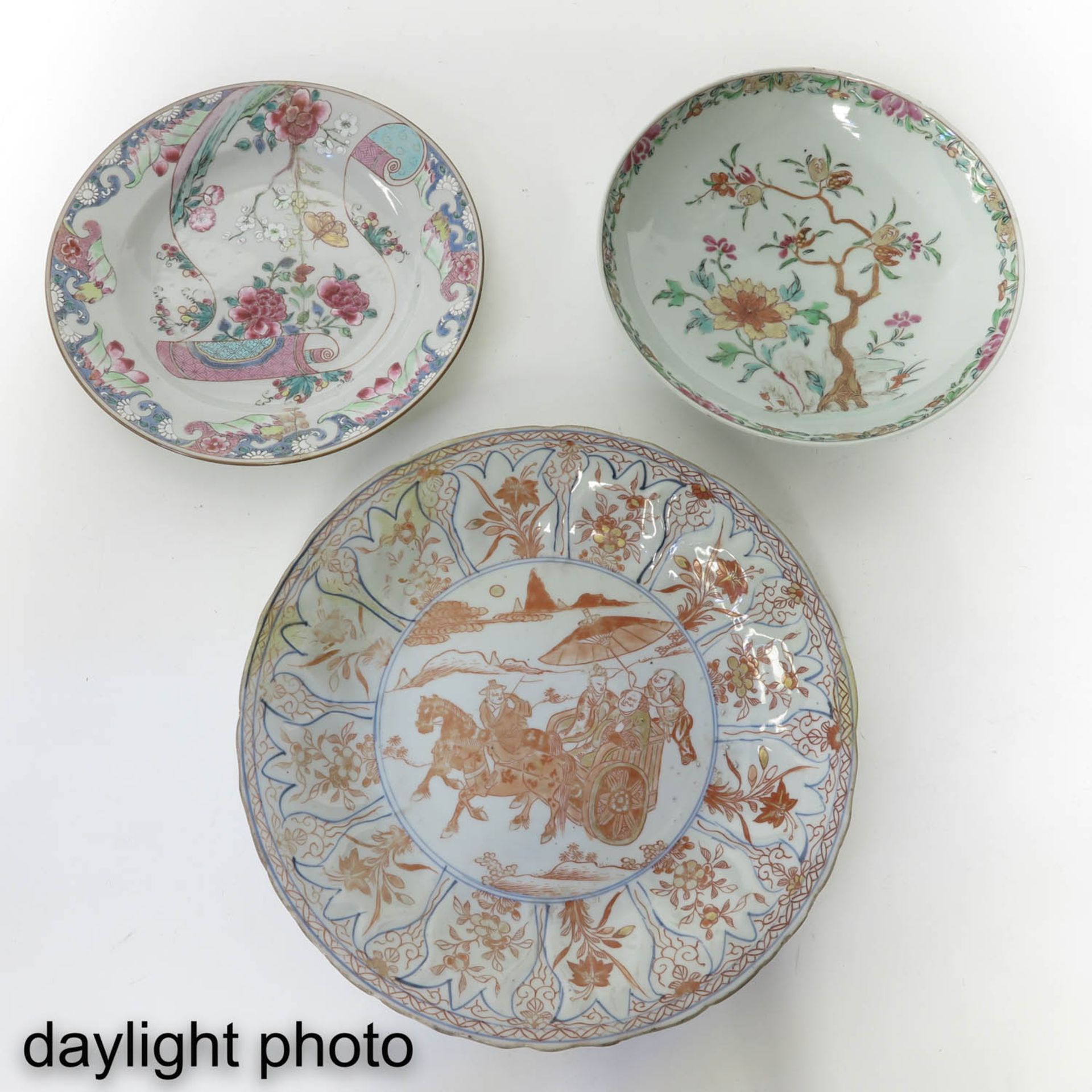 A Collection of 5 Plates - Bild 9 aus 10