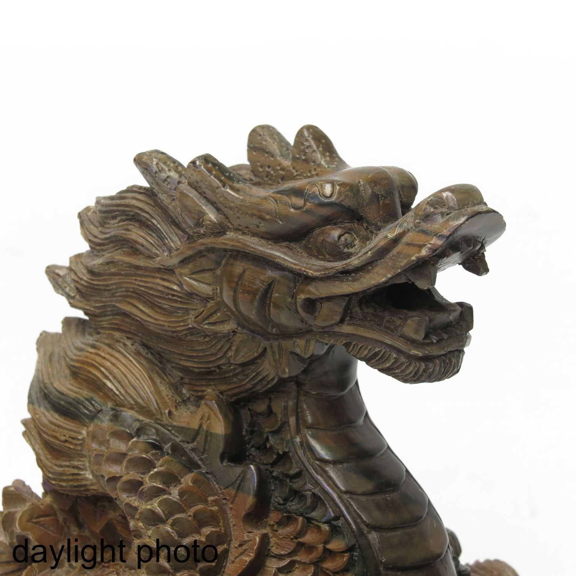 A Lot of 2 Carved Chinese Sculptures - Image 9 of 10