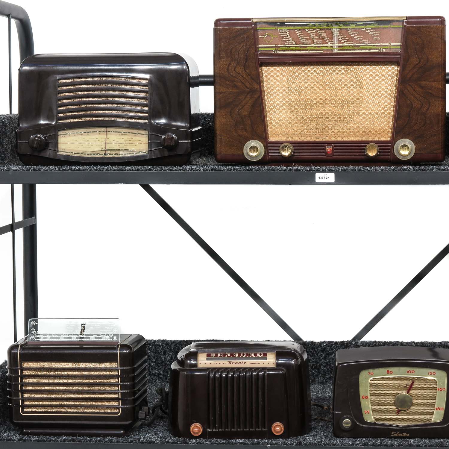 A Collection of 11 Vintage Radios - Image 2 of 6