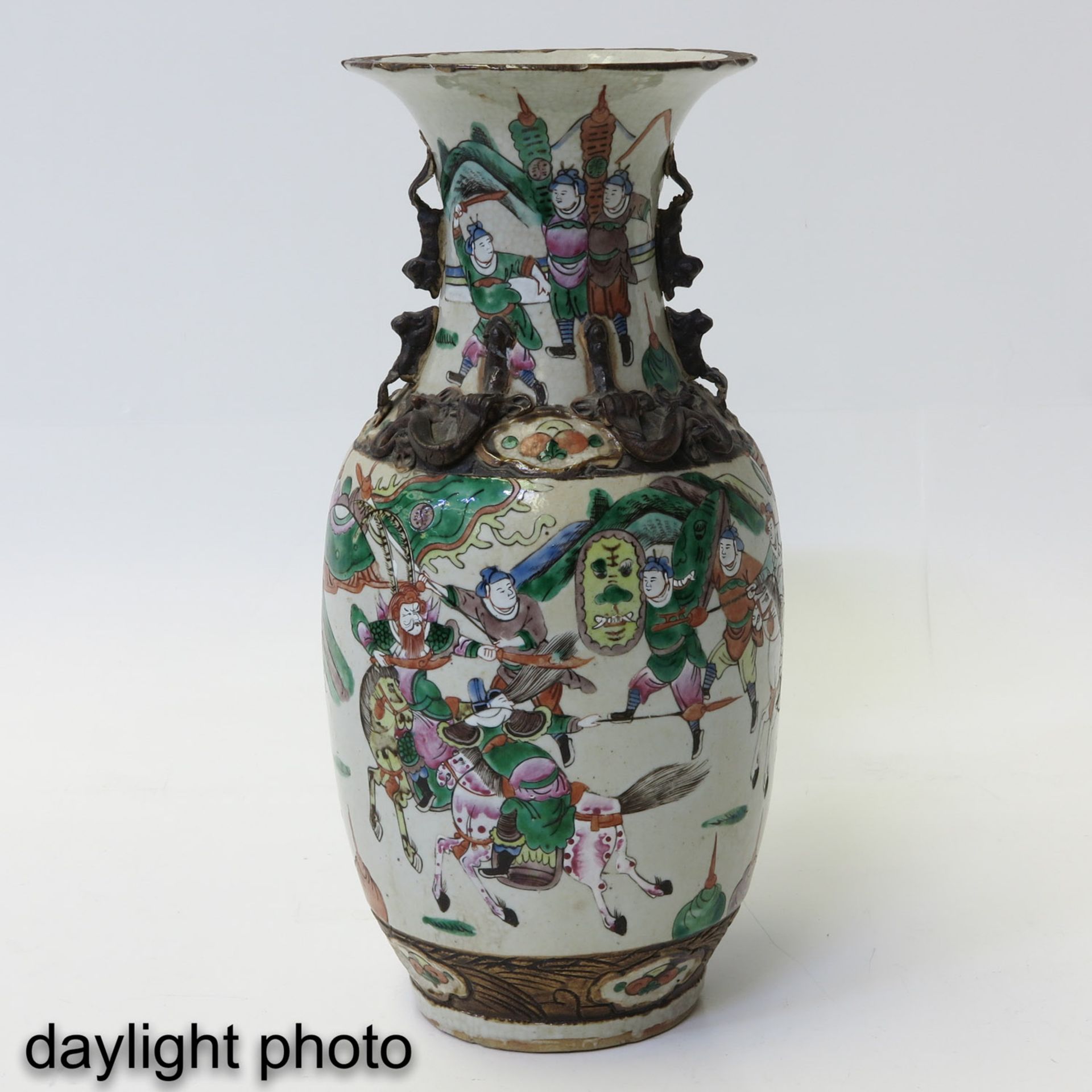 A Nanking Vase - Bild 7 aus 10