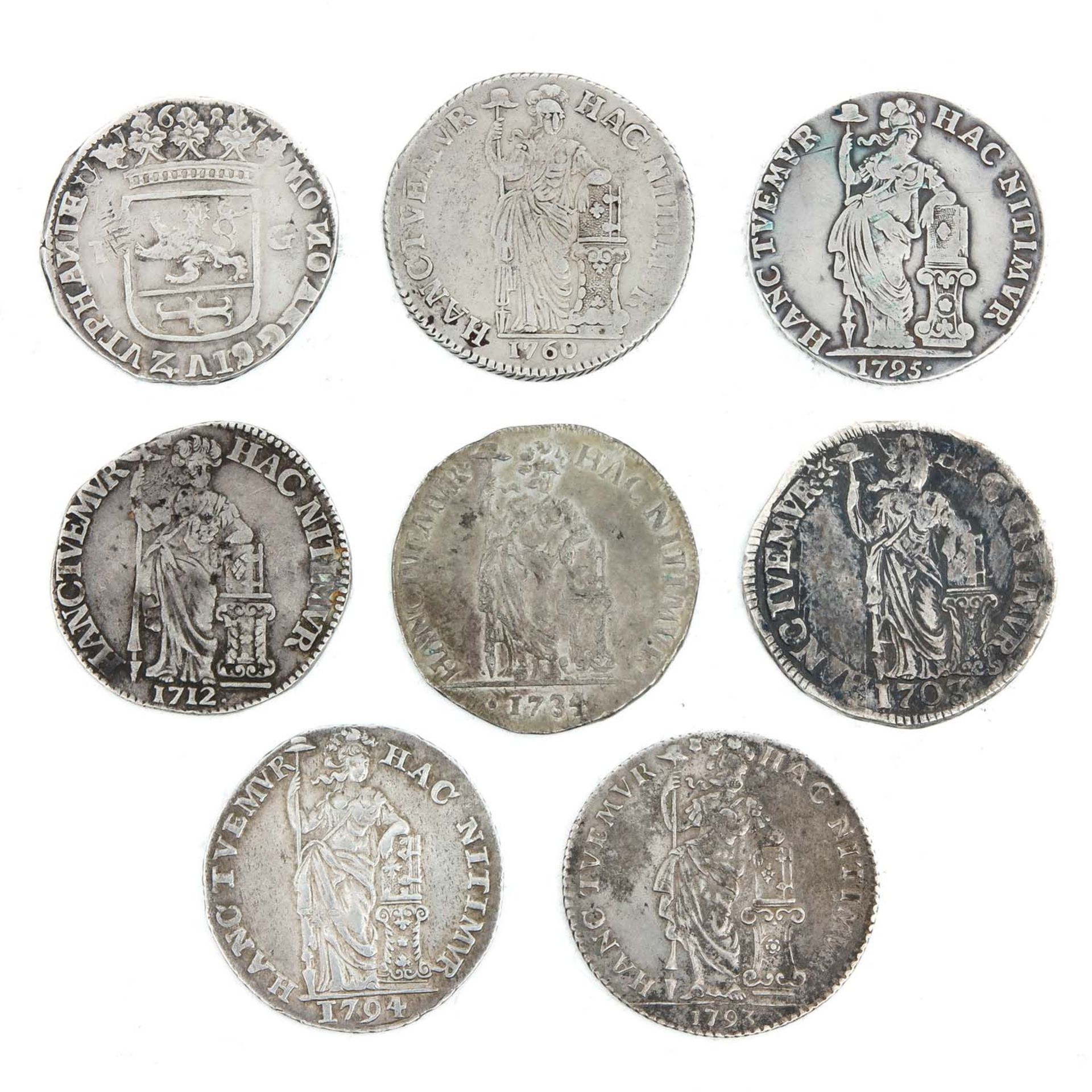 A Collection of over 30 Coins - Bild 9 aus 10