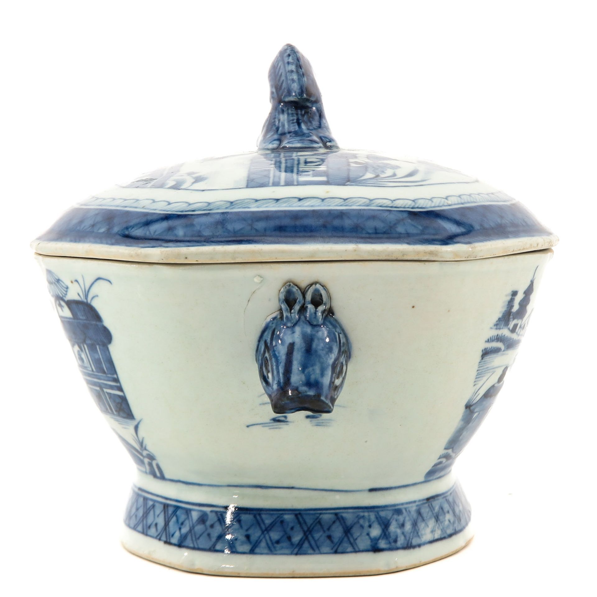 A Blue and White Tureen - Image 2 of 9