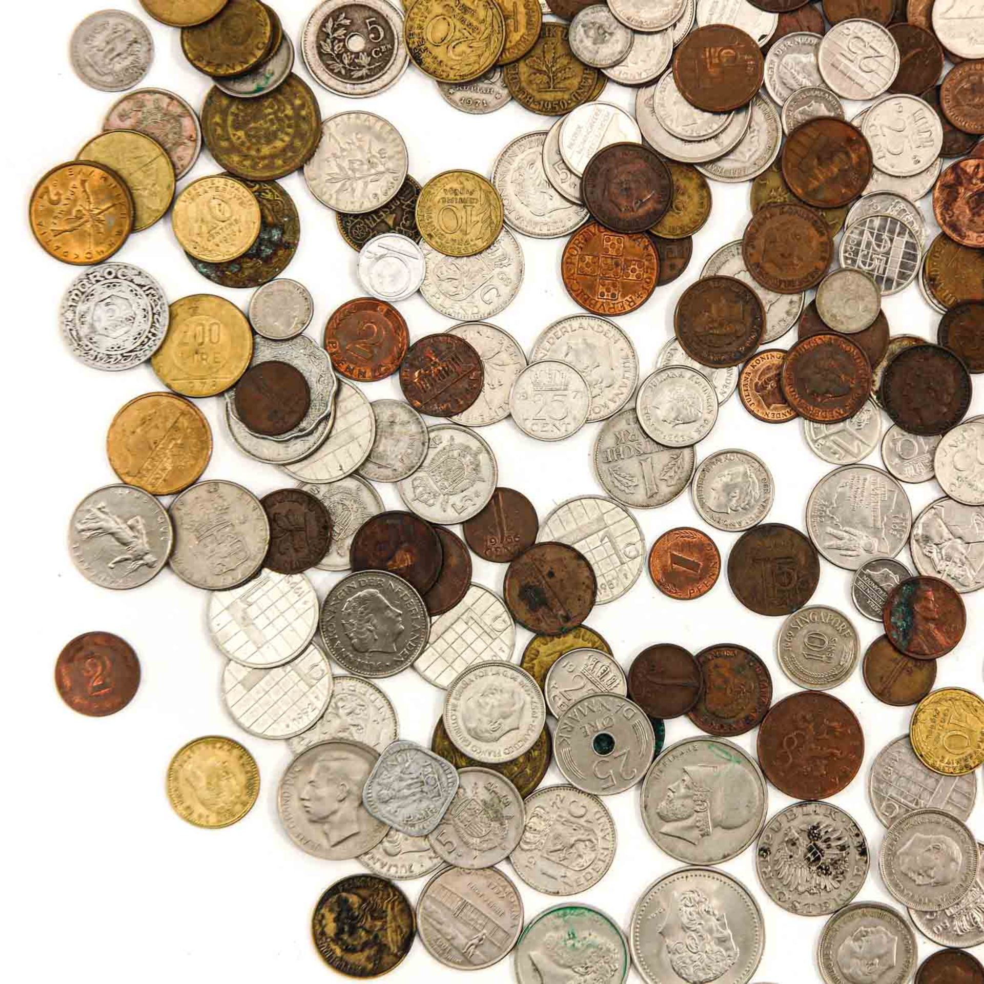 A Collection of Coins and Bank Notes - Bild 7 aus 8
