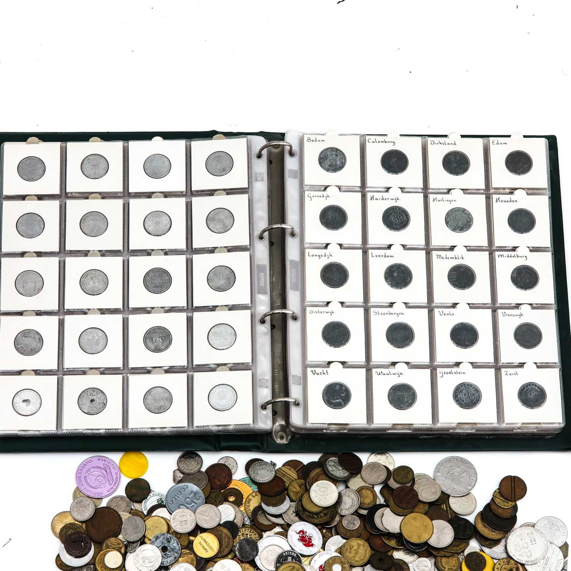 A Large Collection of Tokens and Gas Tokens - Bild 5 aus 10
