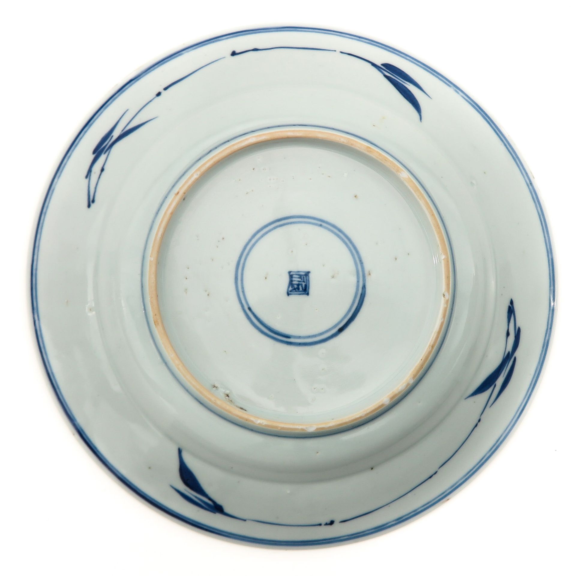 A Pair of Blue and White Plates - Image 6 of 10
