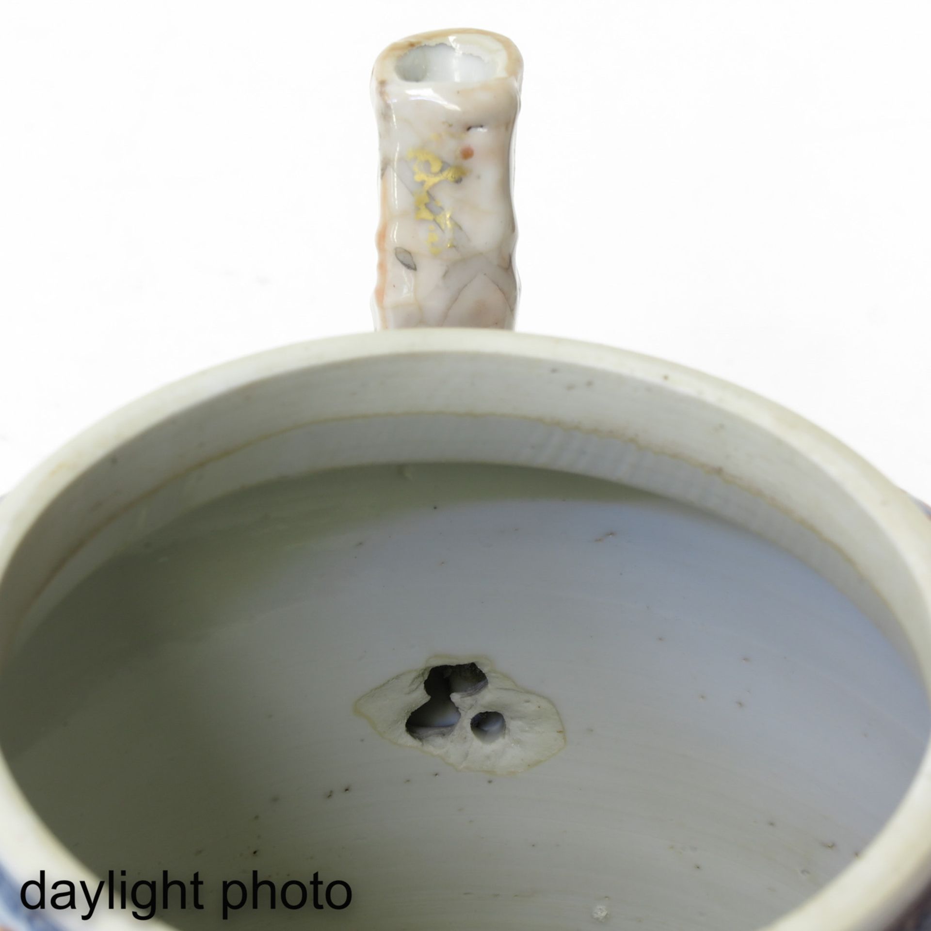 A Teapot and Round Vase - Image 10 of 10