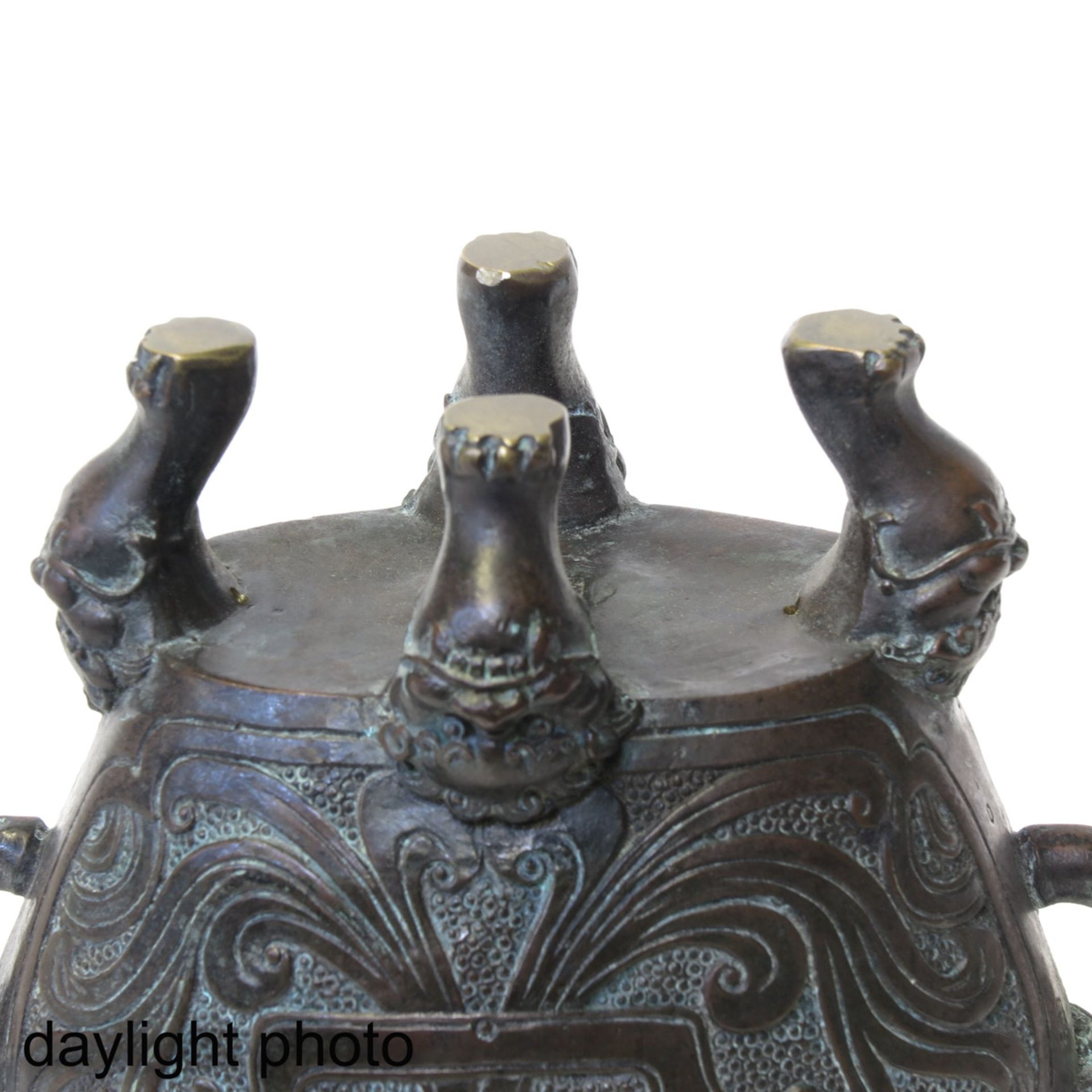 A Bronze Vase - Image 8 of 10