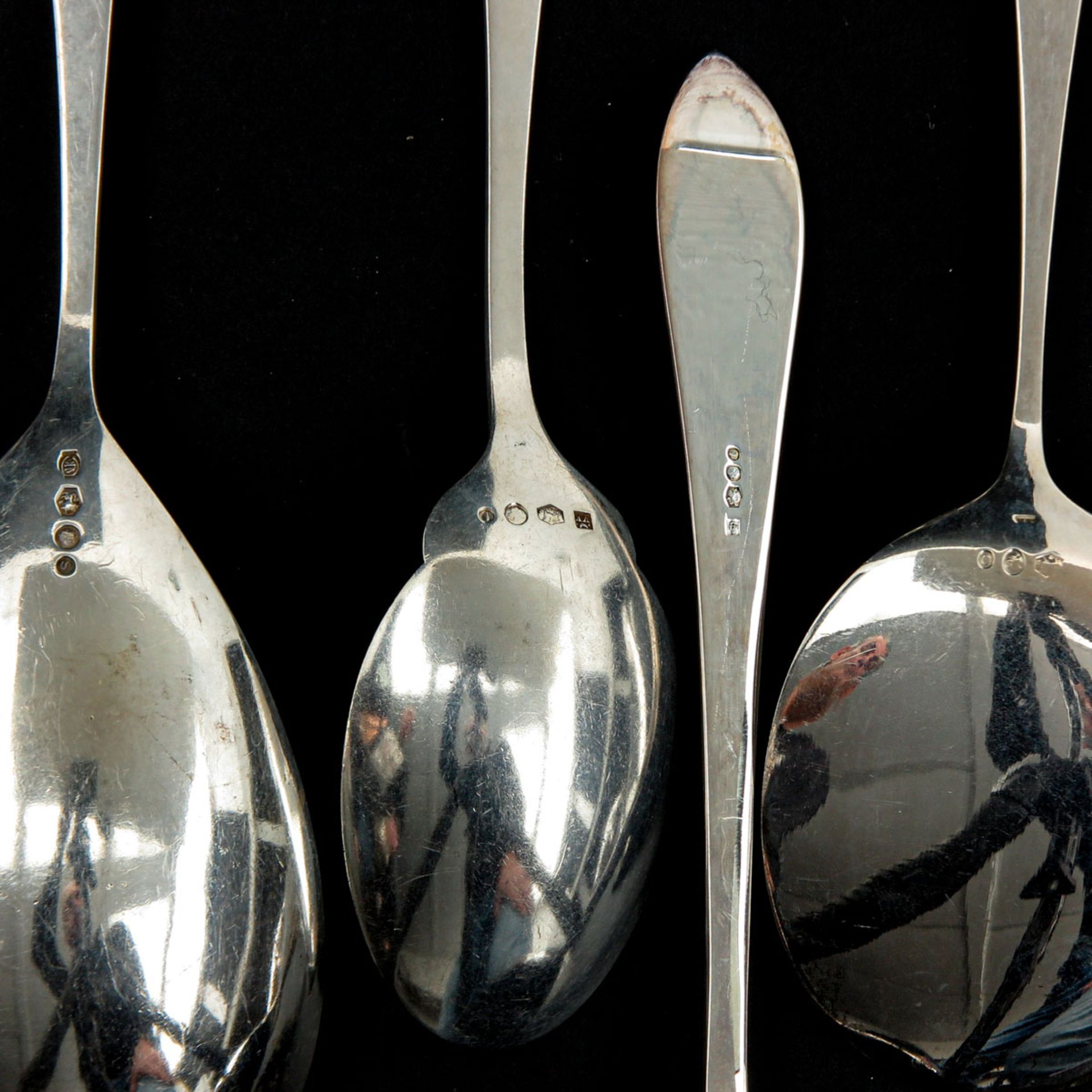 A Collection of Dutch Silver Cutlery - Bild 3 aus 8