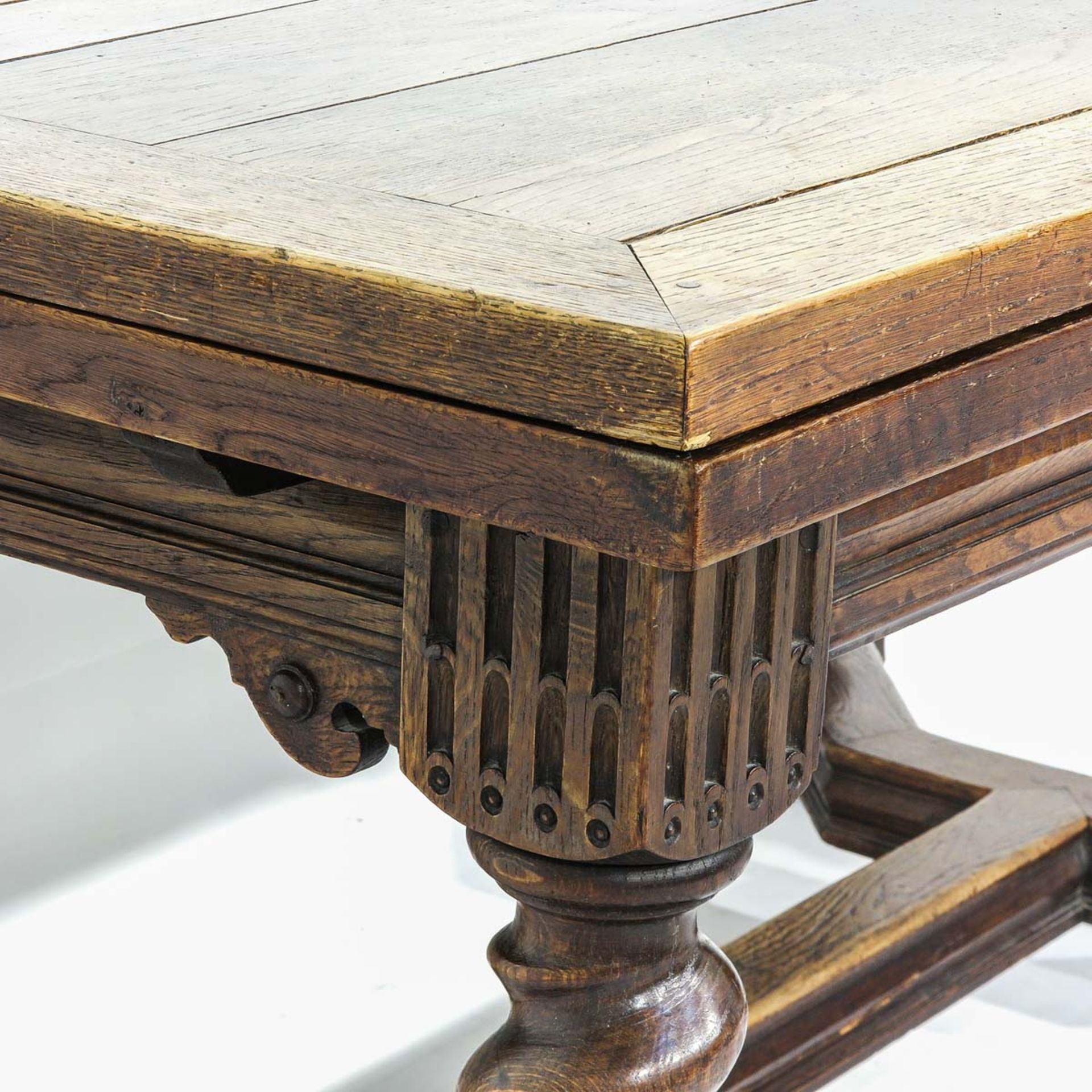 A 19th Century Oak Extension Table - Image 8 of 9