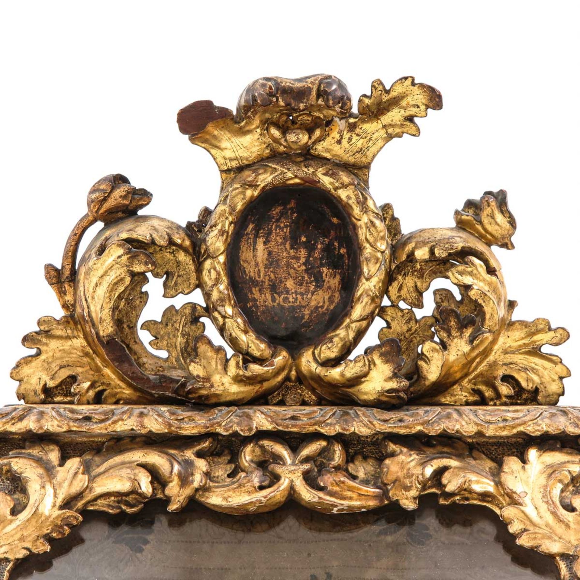 A Beautiful 18th Century Gilt Wood Relic Shrine with Relics - Bild 7 aus 10
