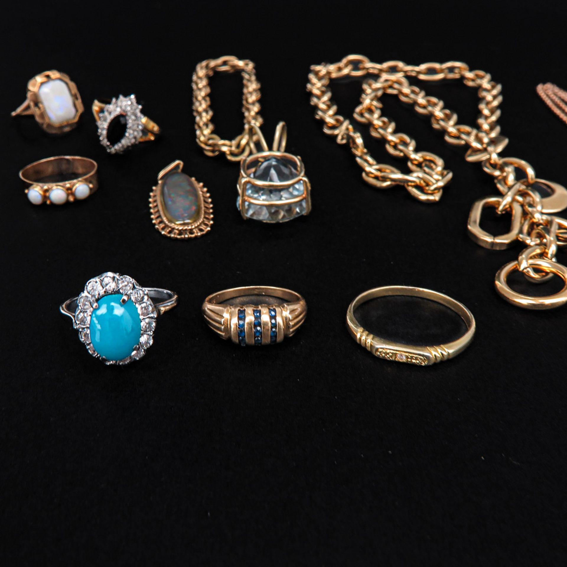 A Collection of Jewelry - Image 4 of 6