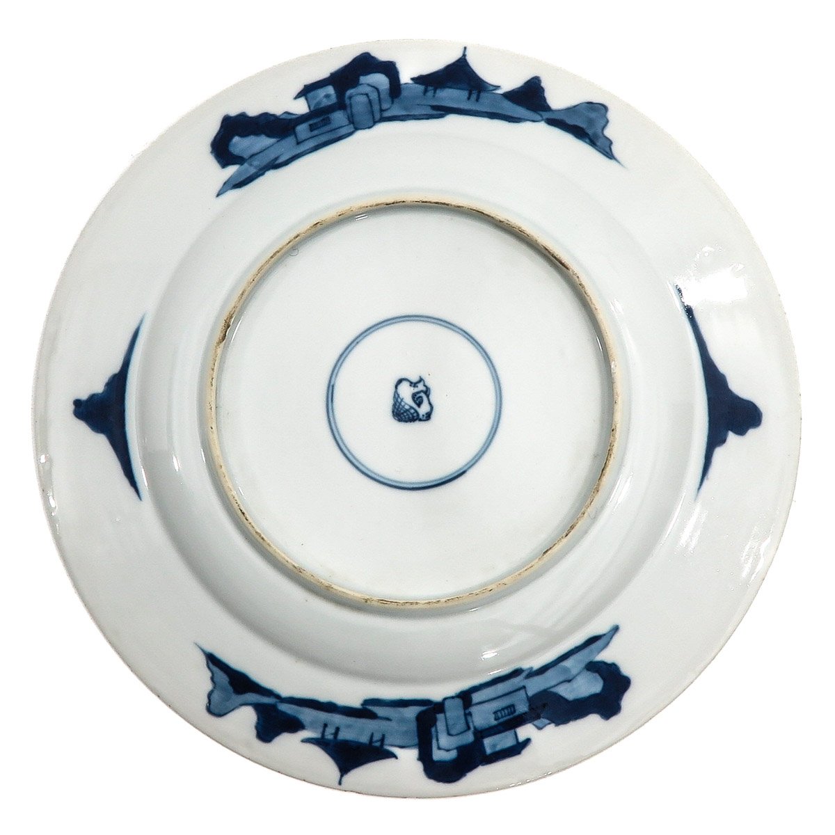 A Pair of Blue and White Plates - Image 6 of 10