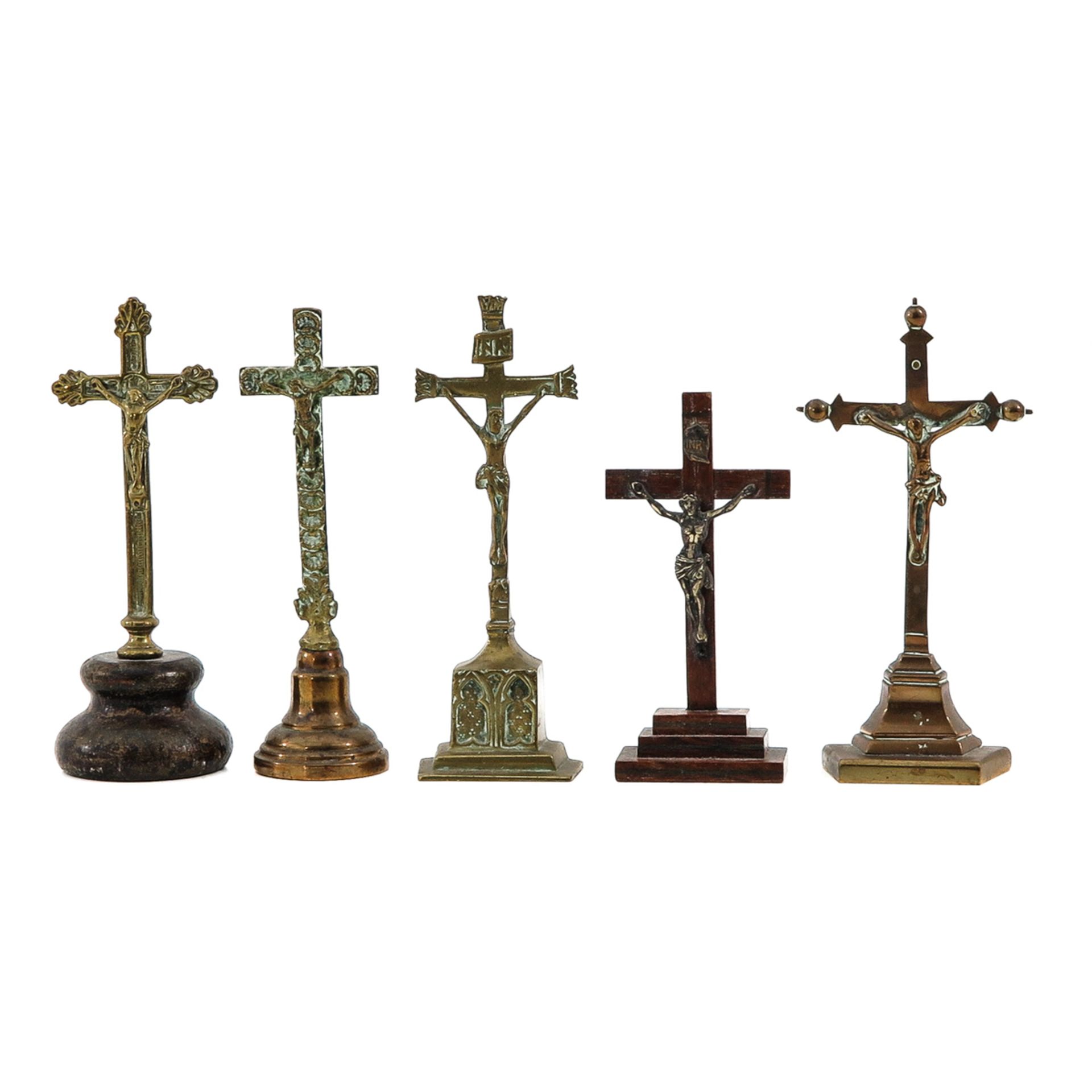 A Collection of 17 Crucifix - Image 9 of 9