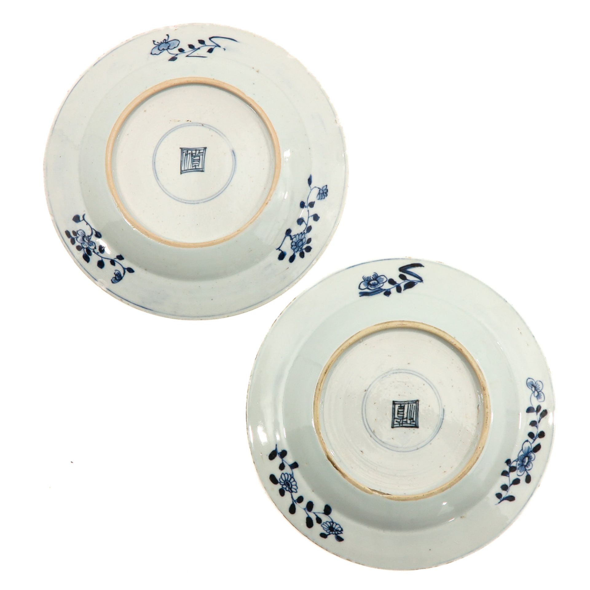 A Collection of 6 Blue and White Plates - Image 4 of 10