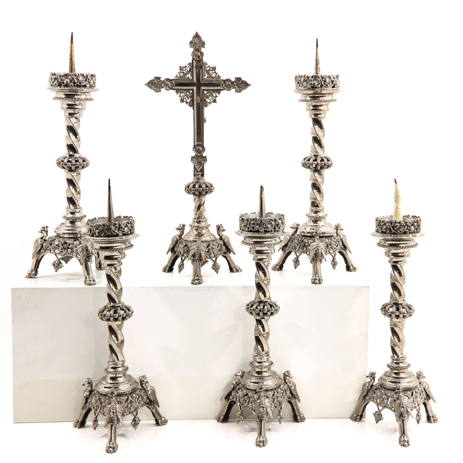 A 6 Piece Silver Plated Altar Set - Bild 3 aus 9